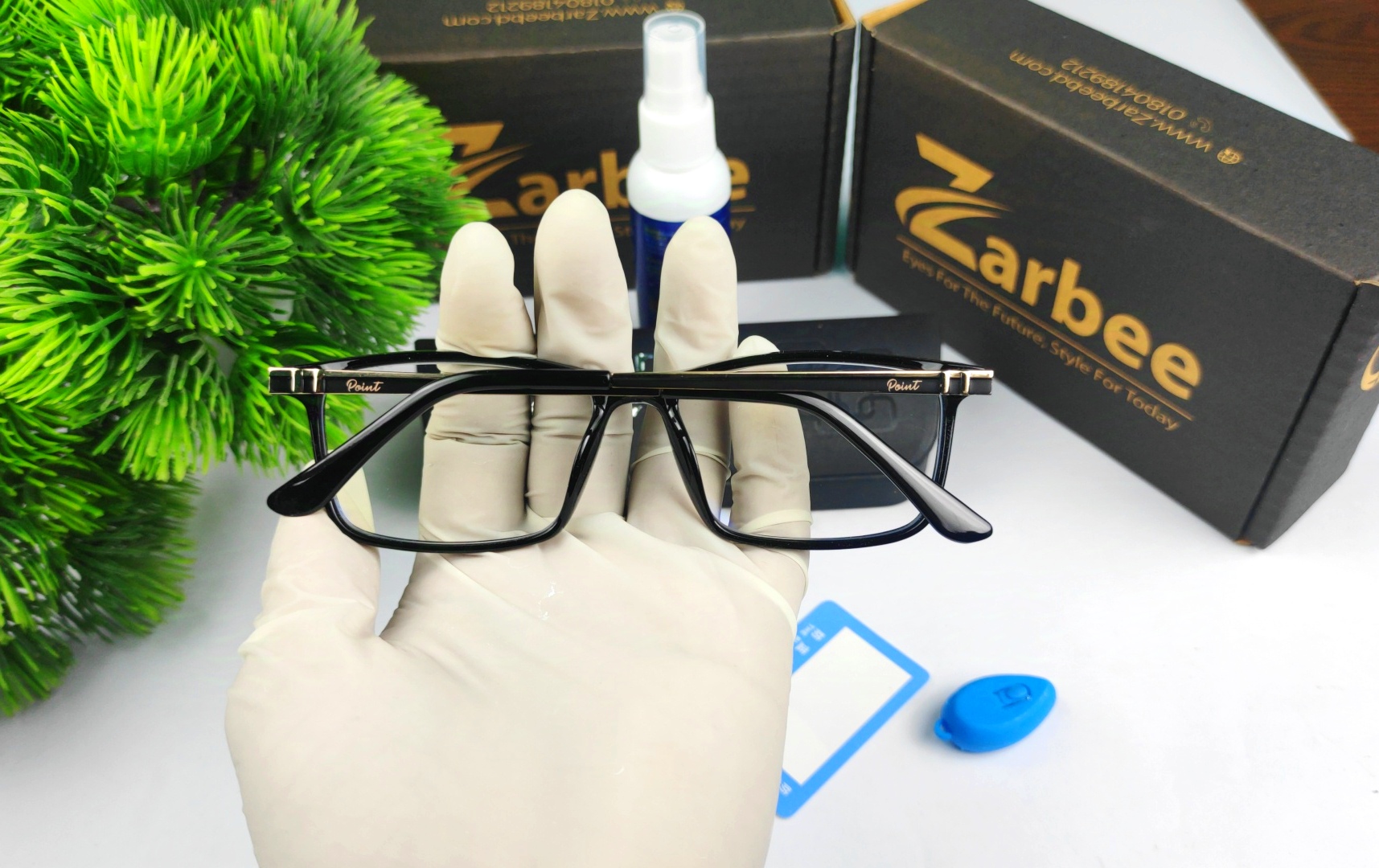 New Fashionable Square shape Eyeglass - Image 2