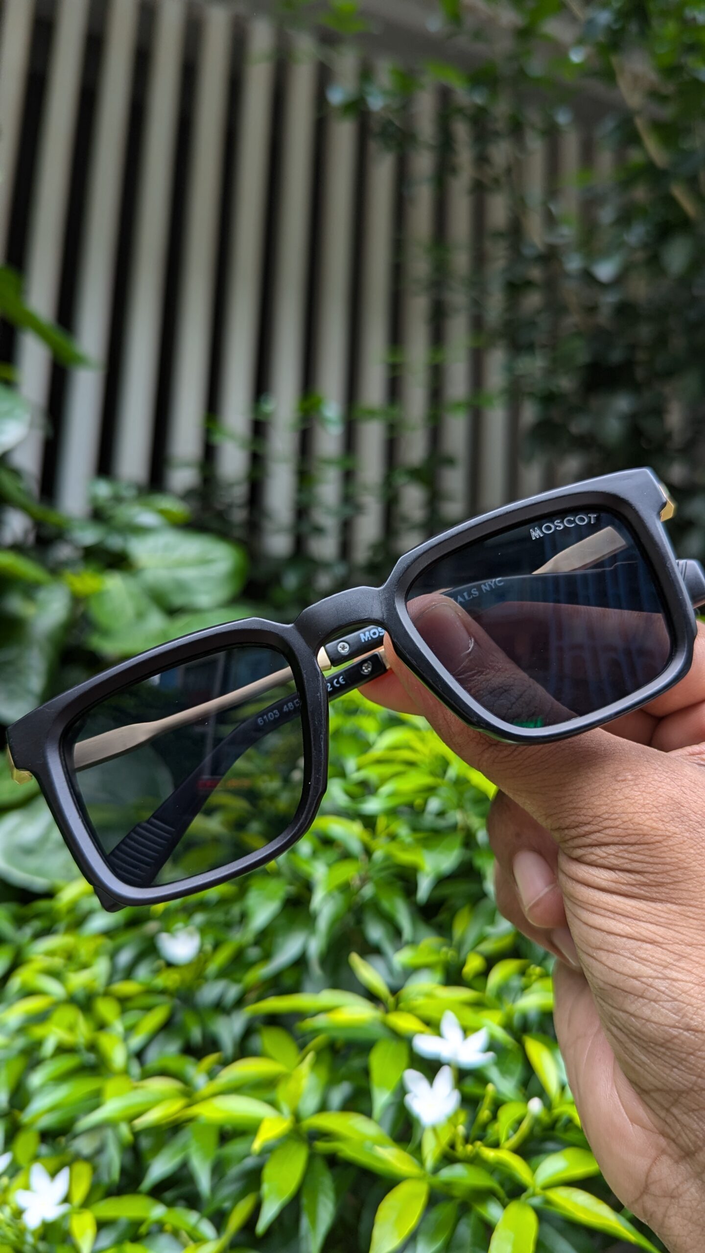 Luxury premium quality sunglass "Elevate Your Look with Bold Black & Gold Shades 🕶️
