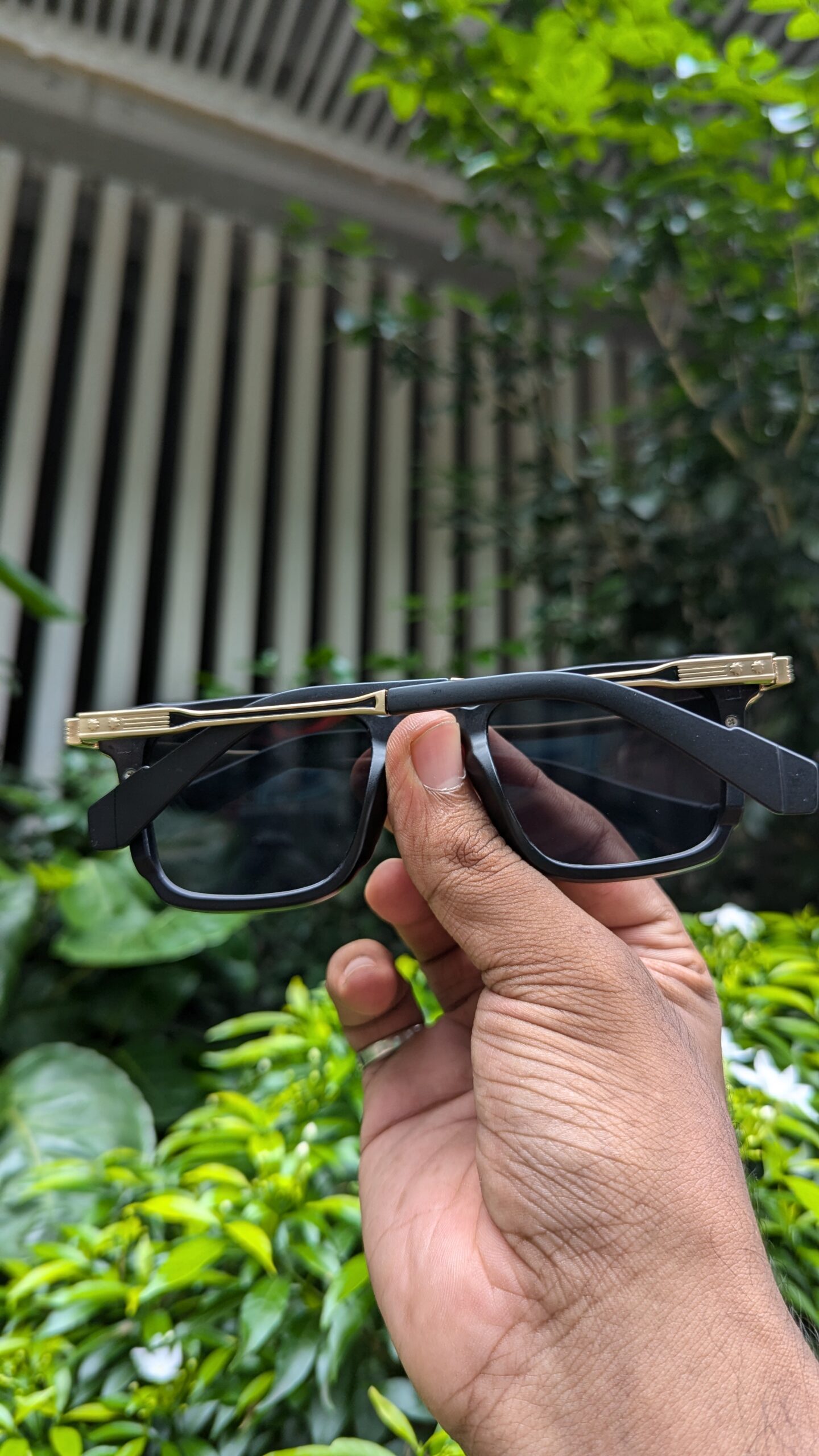 Luxury premium quality sunglass "Elevate Your Look with Bold Black & Gold Shades 🕶️ - Image 3