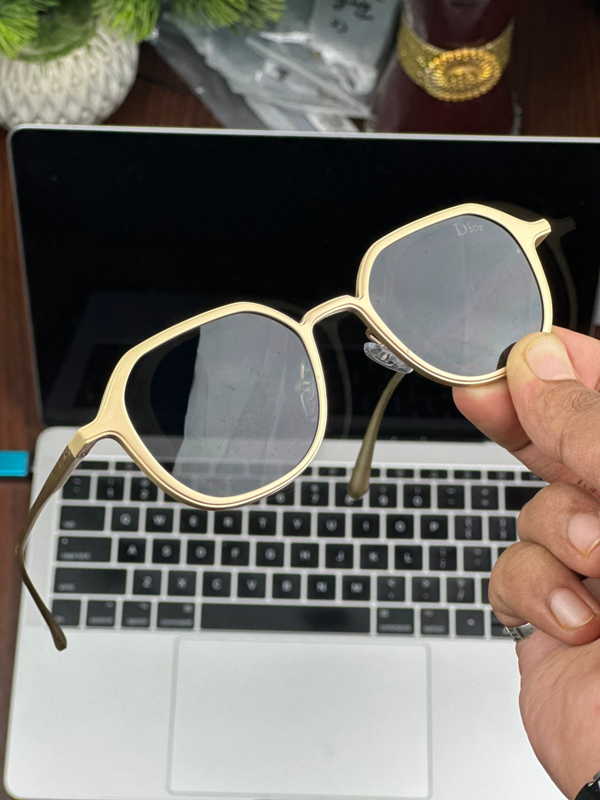 New Trending Dior Sunglasses -(golden color frame Lens color Black) - Image 3
