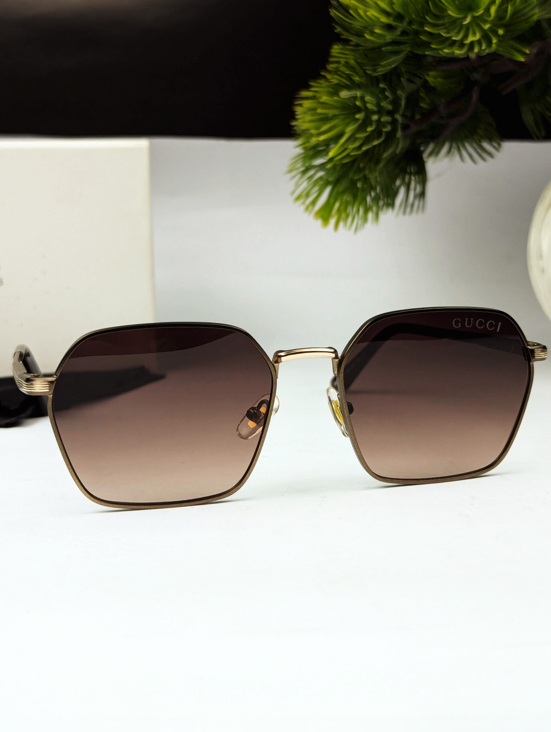 GUCCI Releases Special Collection for unisex sunglasses - Image 2