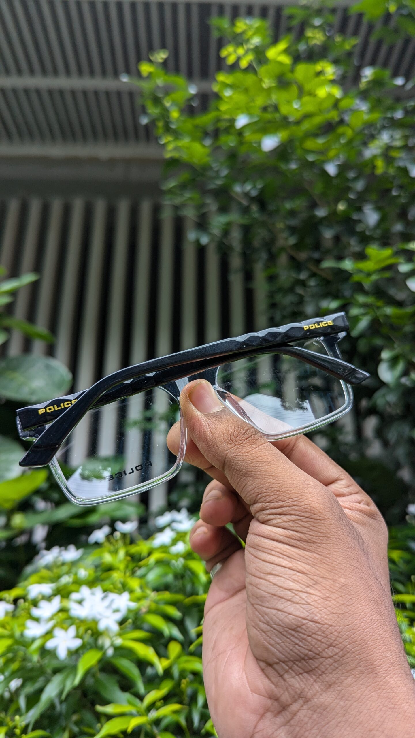 Police Trendy Stylish Eye Glass - Image 4