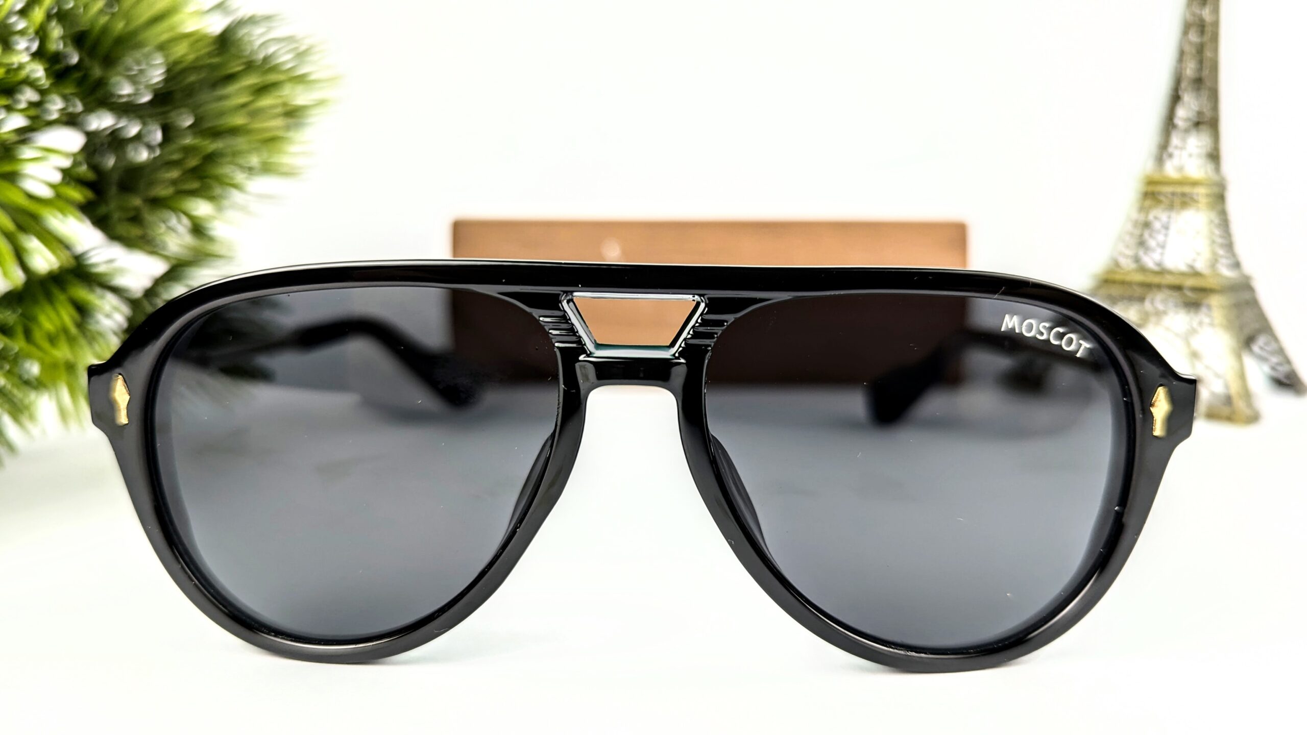 TYUVIVO Fashion Vintage Sunglasses Men Women Luxury Oval Sun Glasses For Male Driving Shades UV400 Eyewear
