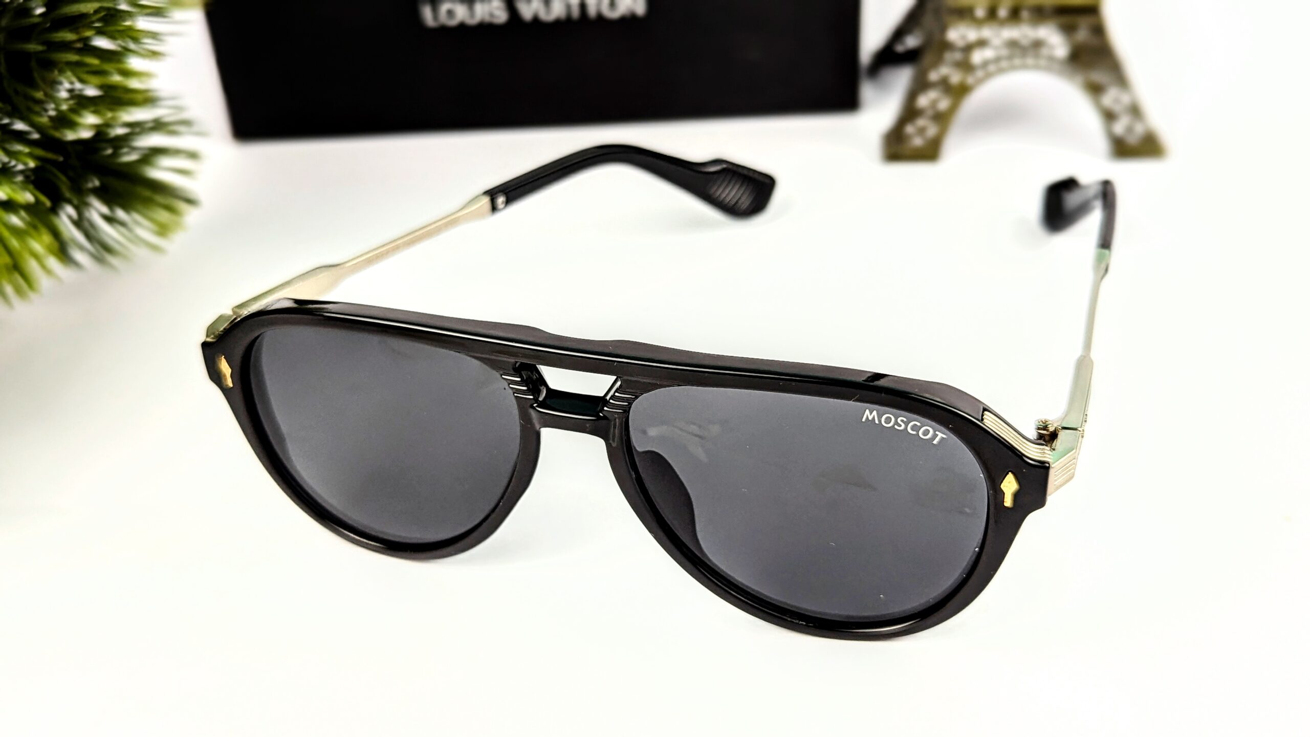 TYUVIVO Fashion Vintage Sunglasses Men Women Luxury Oval Sun Glasses For Male Driving Shades UV400 Eyewear - Image 4