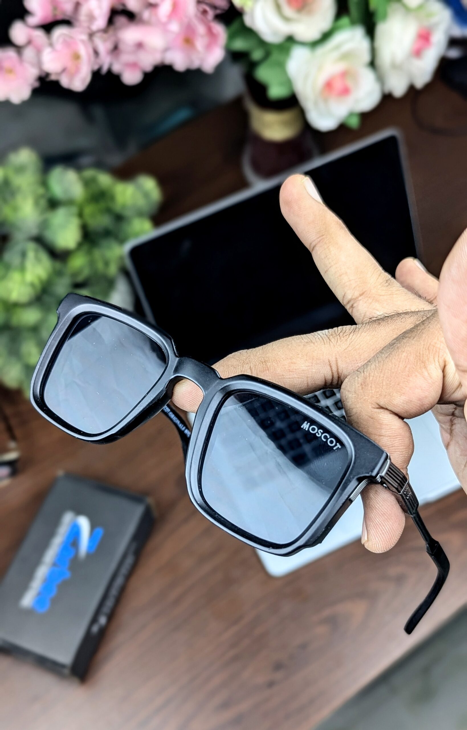 Black&gan Color Unique moscot Sunglasses - Image 2