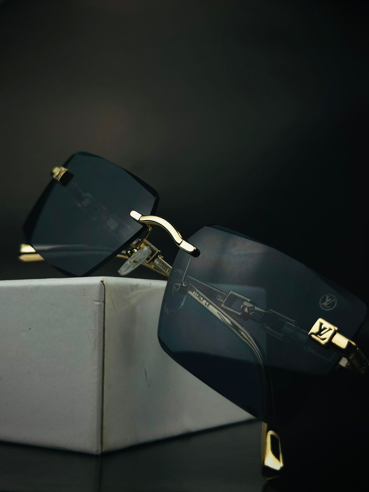 Designer Luxury Louls vultton Sun Glasses Shades Men Rimless Diamond Cut Square Leopard Temple Driving Fashion Sunglasses
