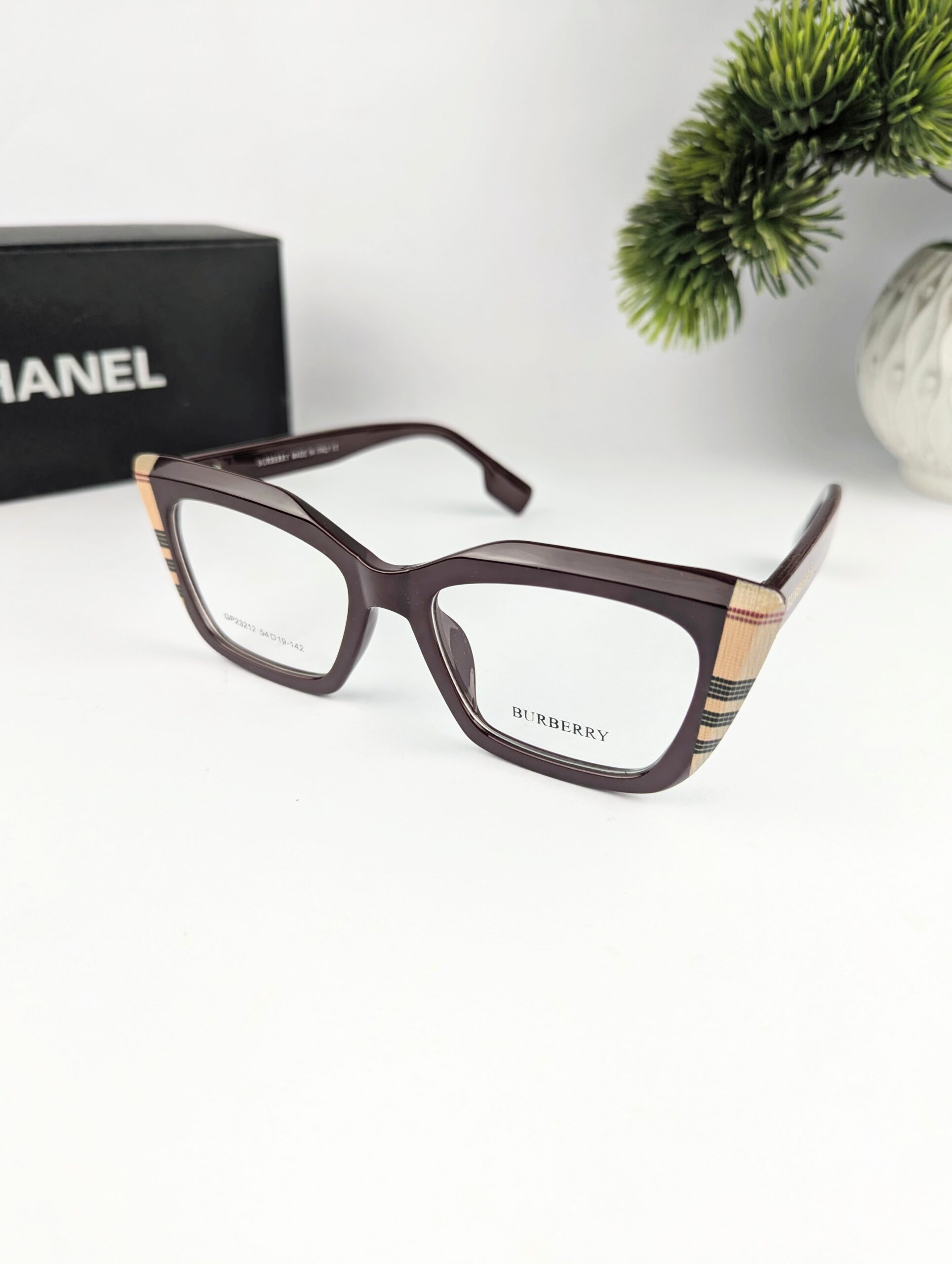 transparent Premium Quality Women’s/women light Trendy Stylish optics Eye Glass | (Only Frame) - Image 2