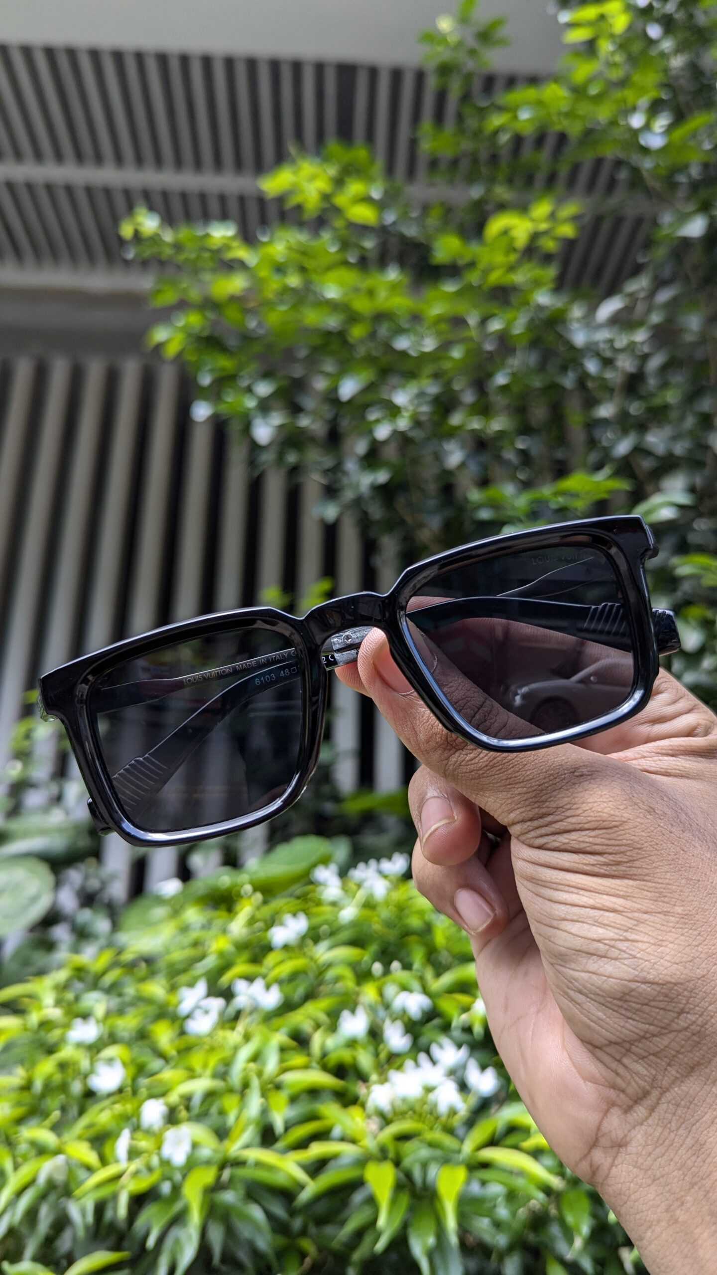 LOUIS VUITTON premium quality unisex sunglasses black - Image 4