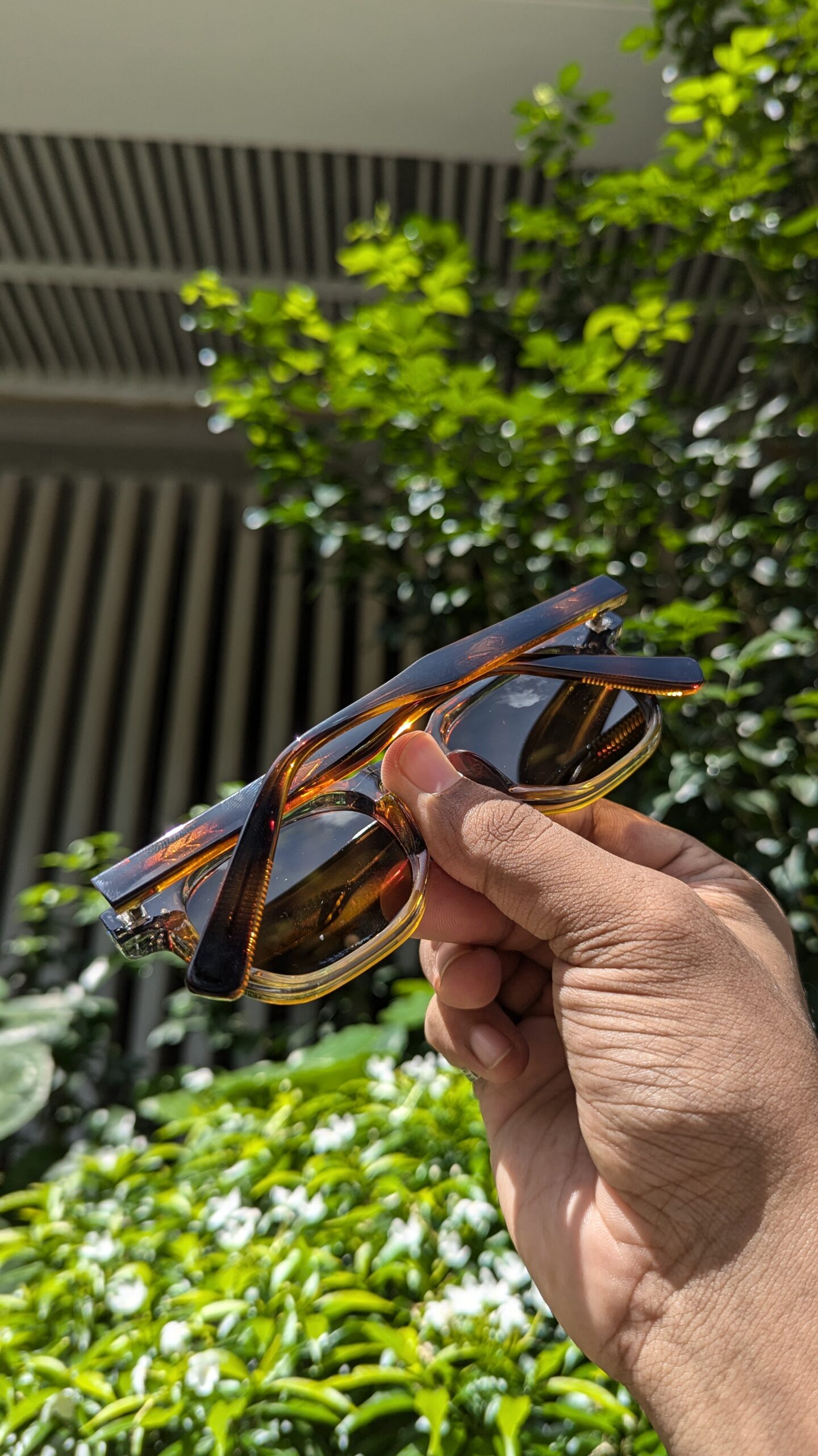 Urban Look Square Frame fashion quality unisex sunglasses - Image 3
