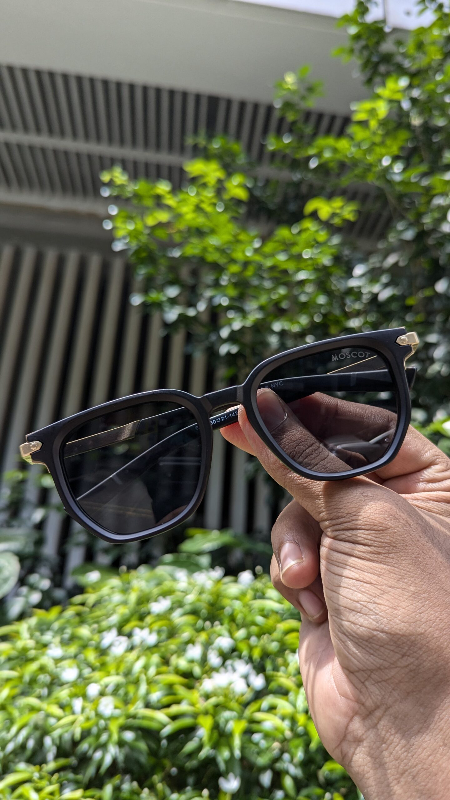 Luxury premium quality sunglass “Elevate Your Look with Bold Black & Gold Shades 🕶️ - Image 4