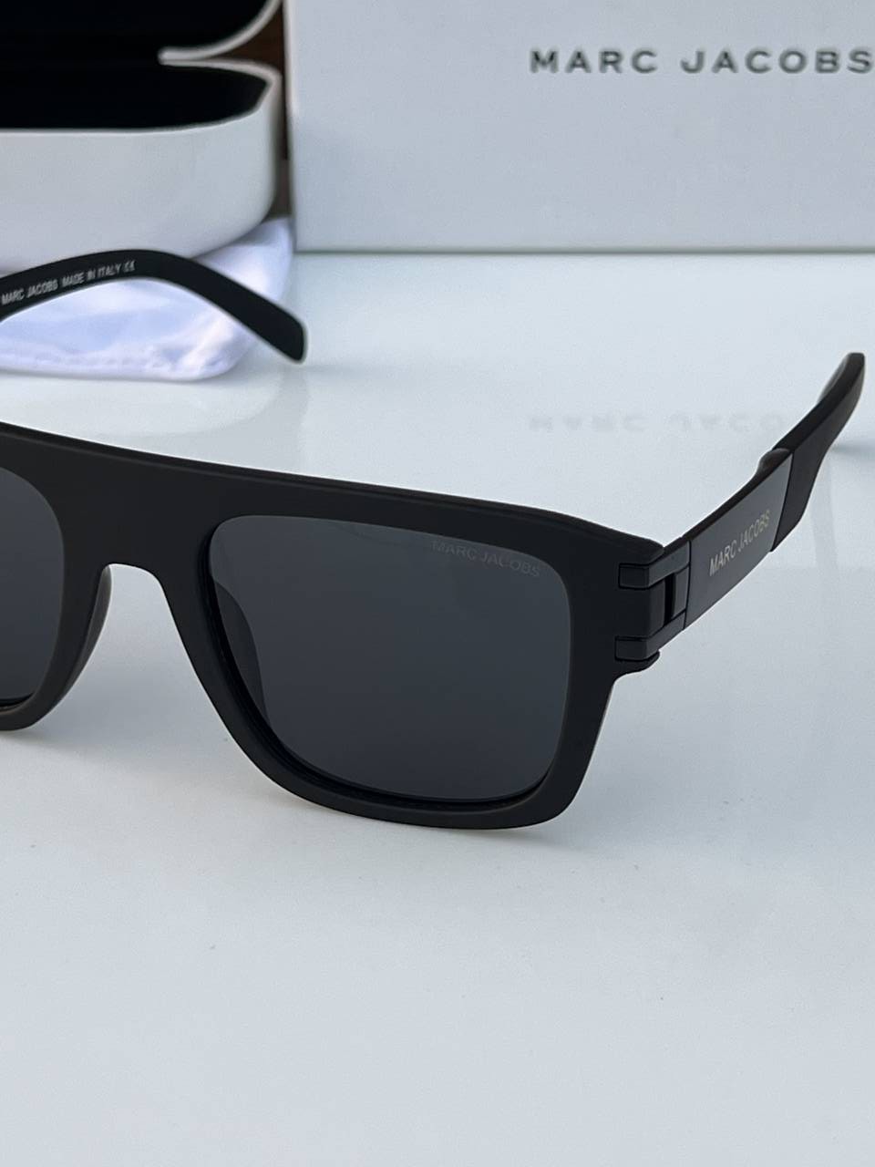Marc_jacobs_1004_black - Image 3