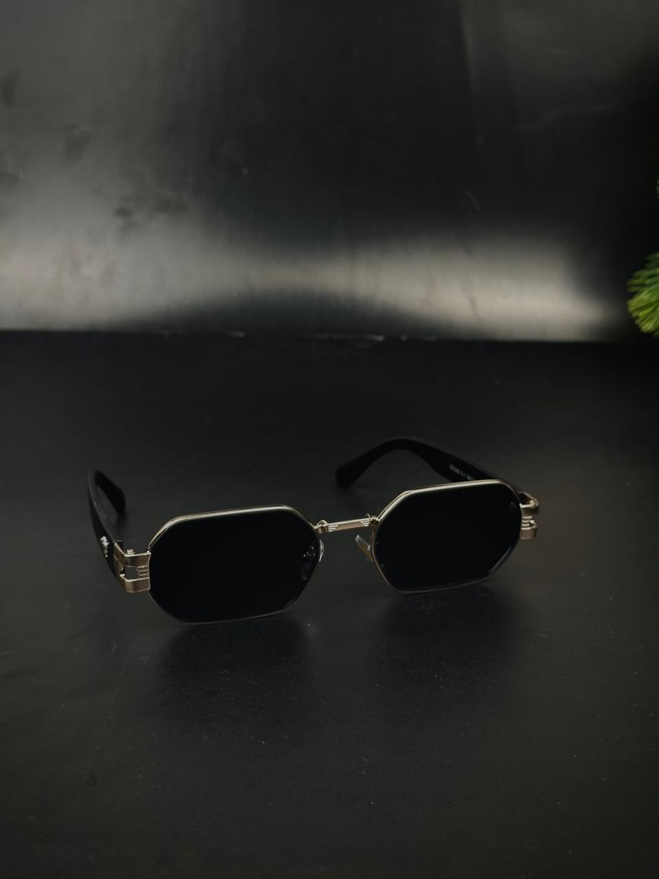 New VERSACE Premium quality sunglasses - Image 4