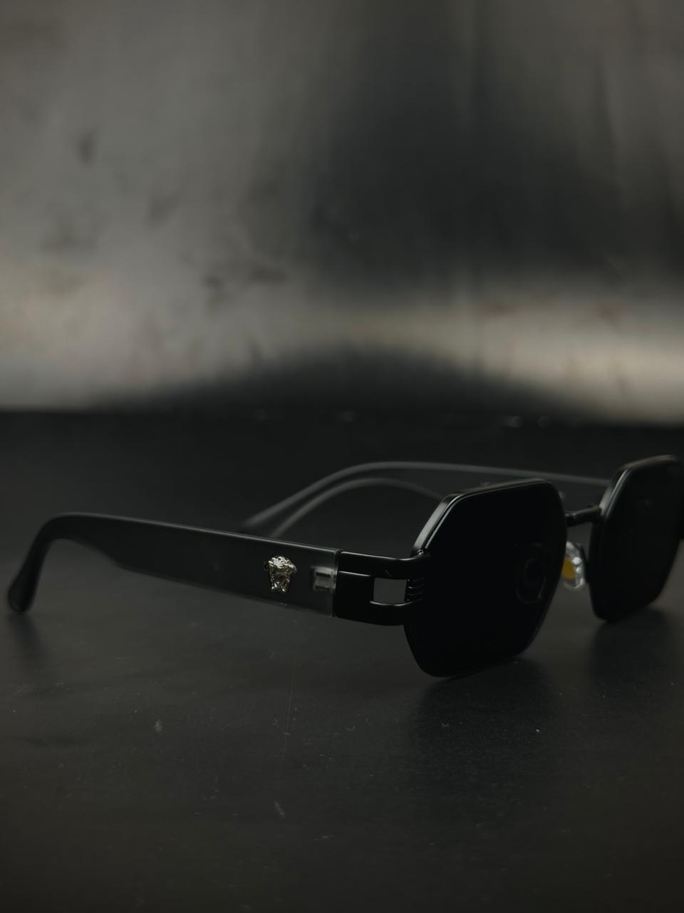 New VERSACE Premium quality sunglasses - Image 2