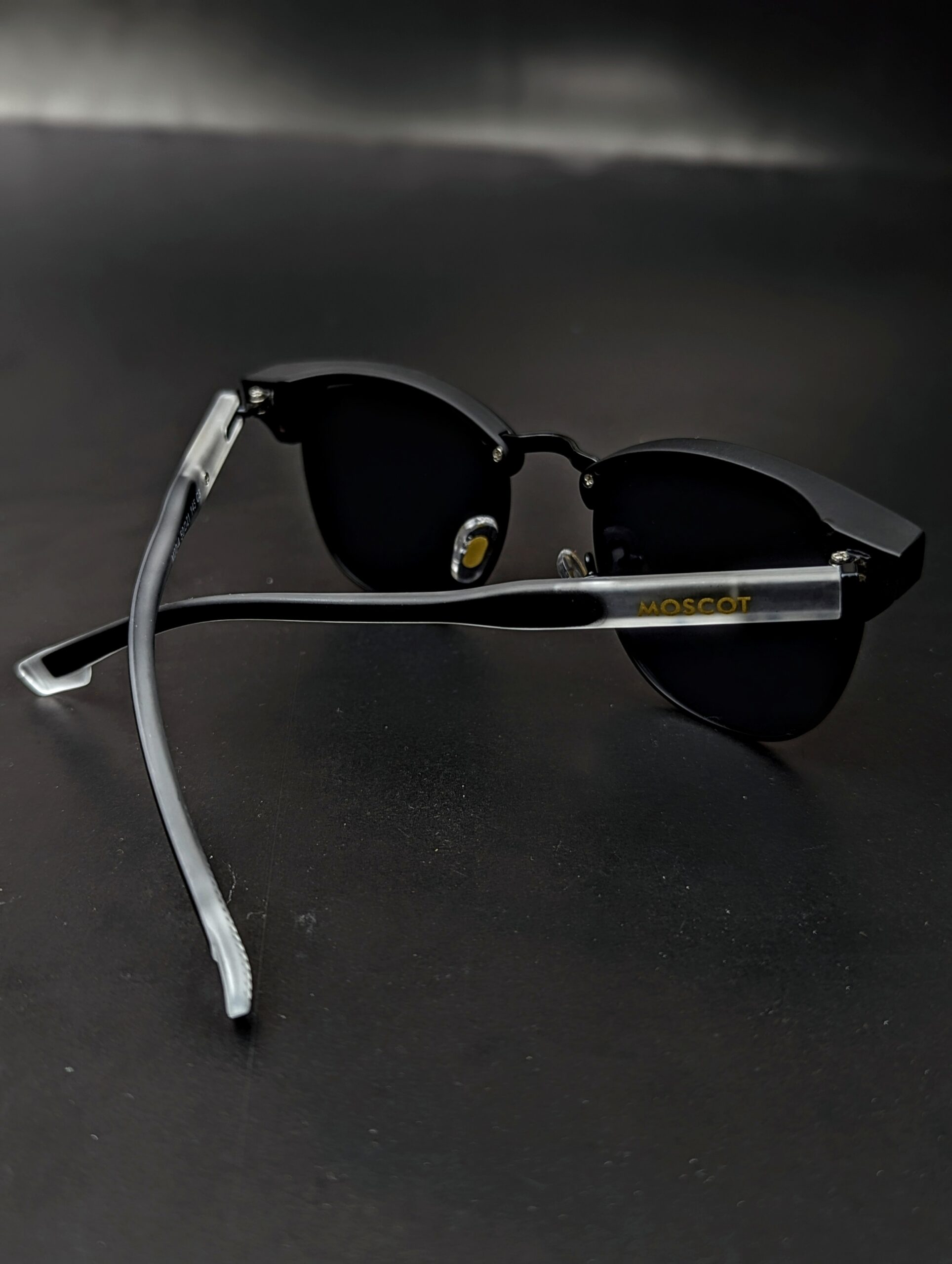 Moscot Hot fashions Premium quality sunglasses - Image 3