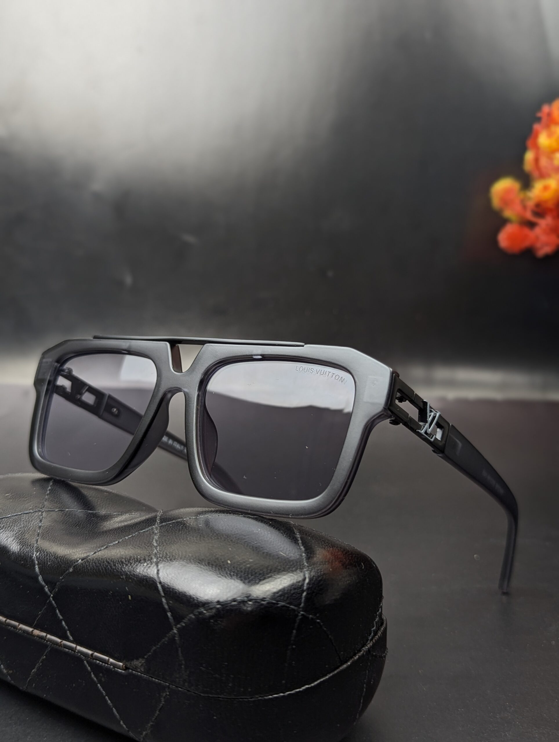 LOUIS VUITTON Premium quality Eye glasses - Image 3