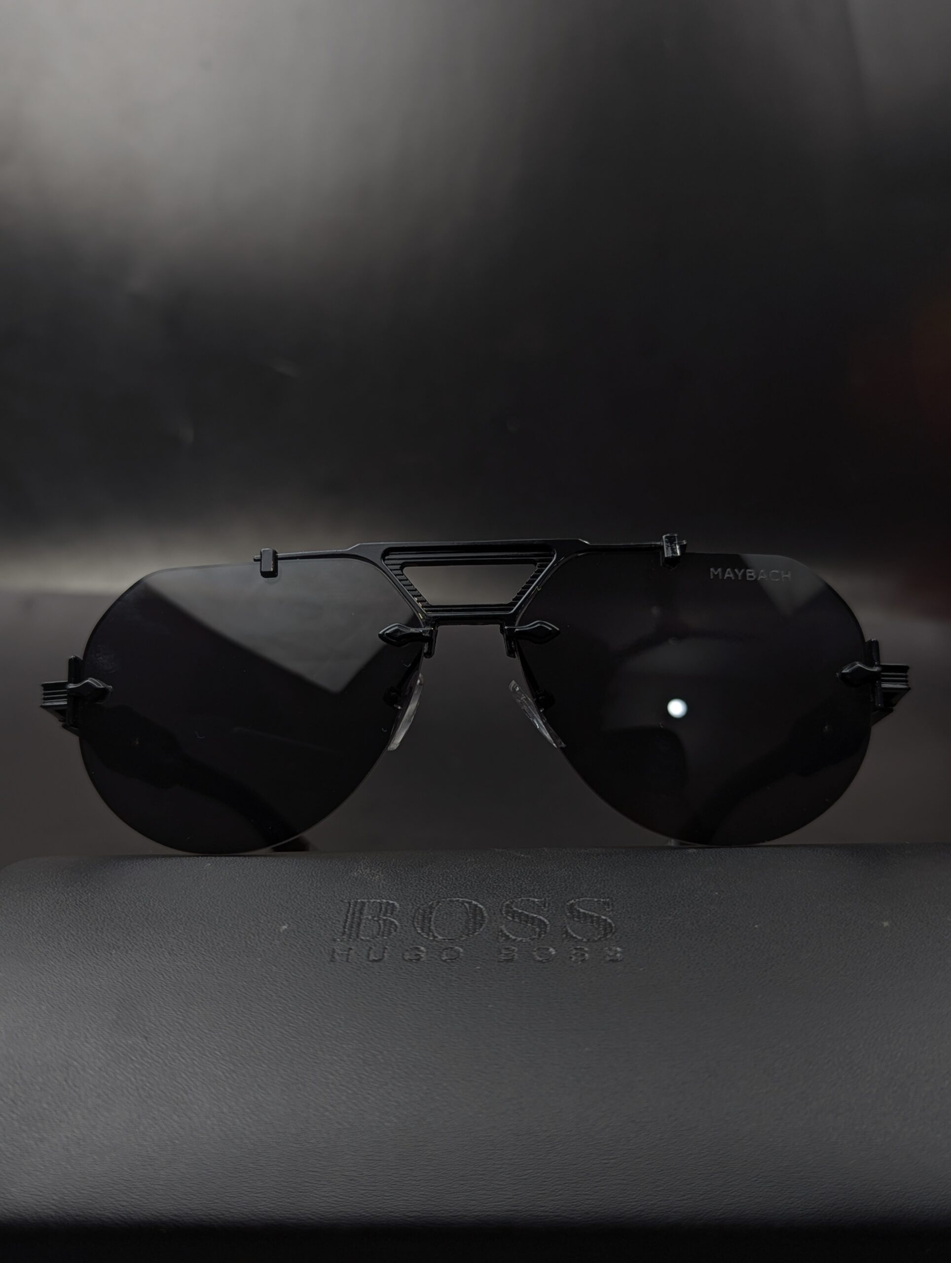 MAYBaCH Fashions classic Hot premium quality unisex sunglassesą„¤ - Image 4