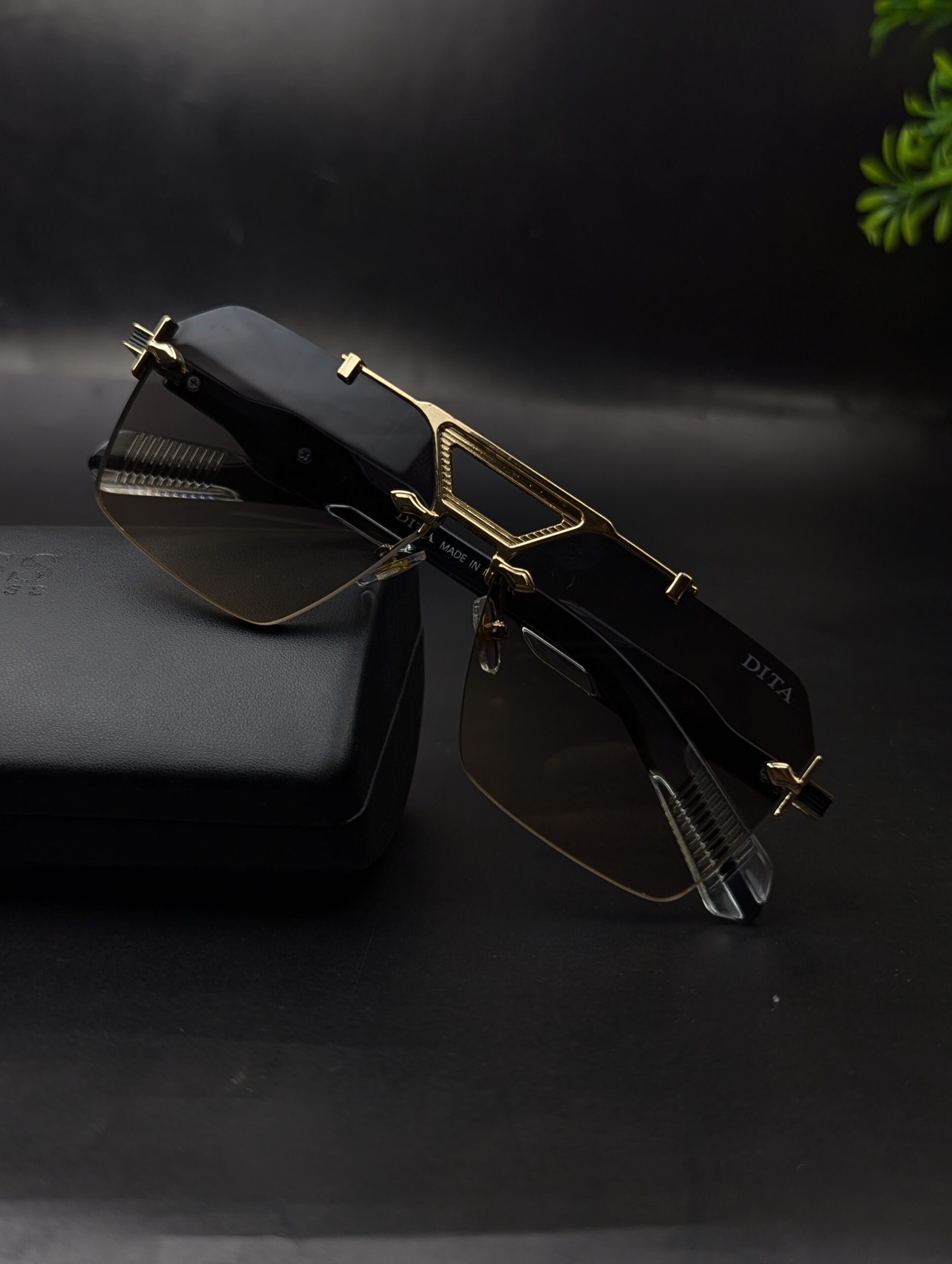Dita Design Stylish Sunglass | - Image 4