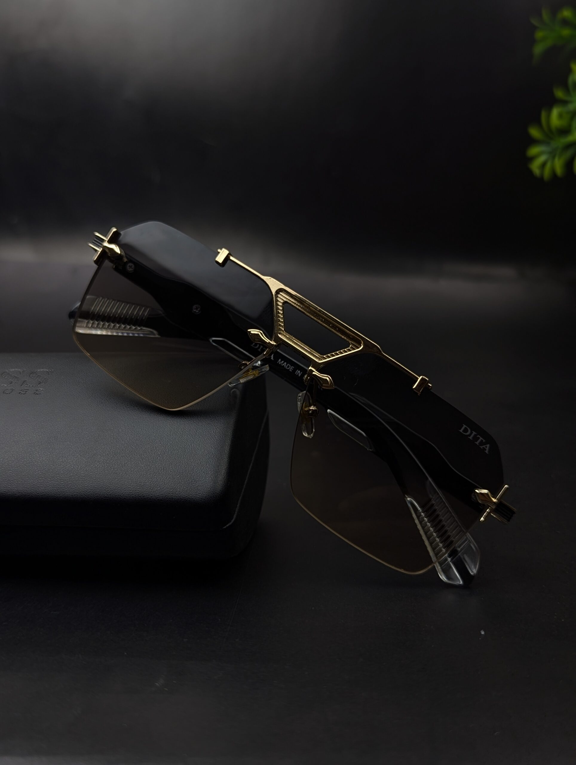 Dita Design Stylish Sunglass |