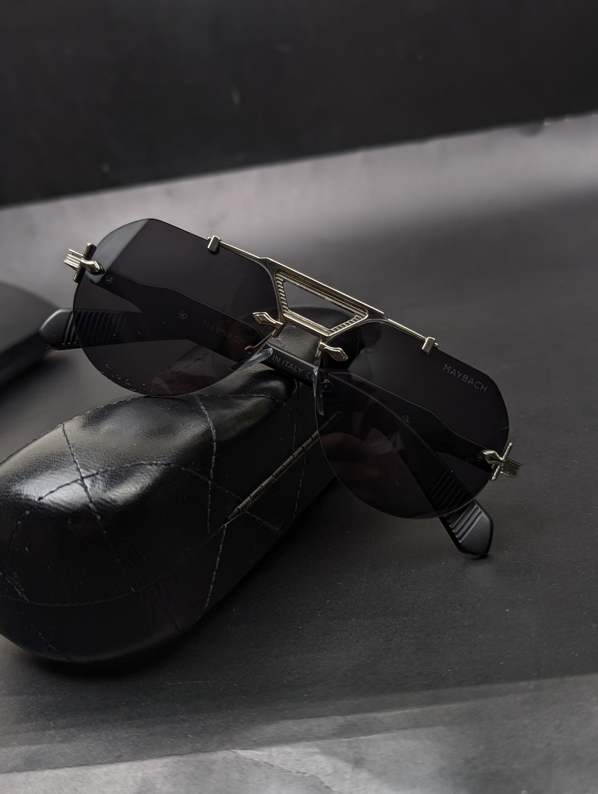 MAYBaCH Fashions classic Hot premium quality unisex sunglassesą„¤ - Image 4