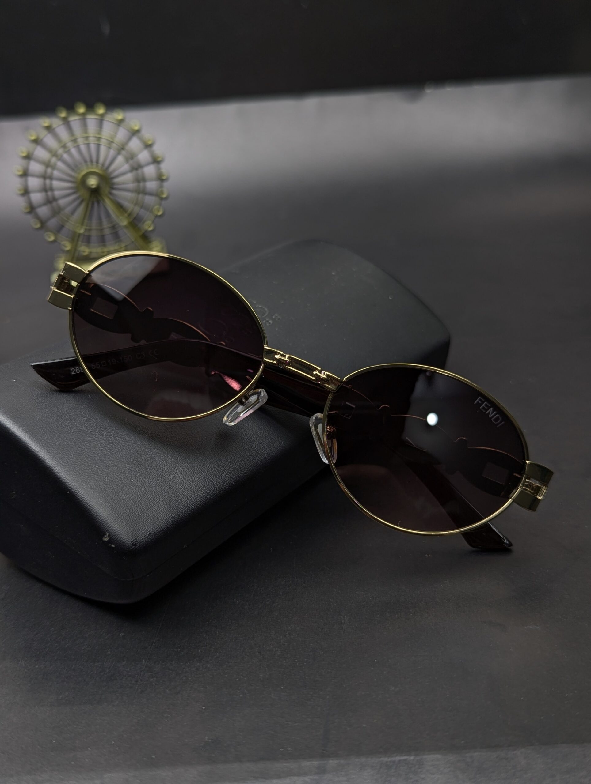 FENDI premium Quality Luxury unisex Sunglasses - Image 3