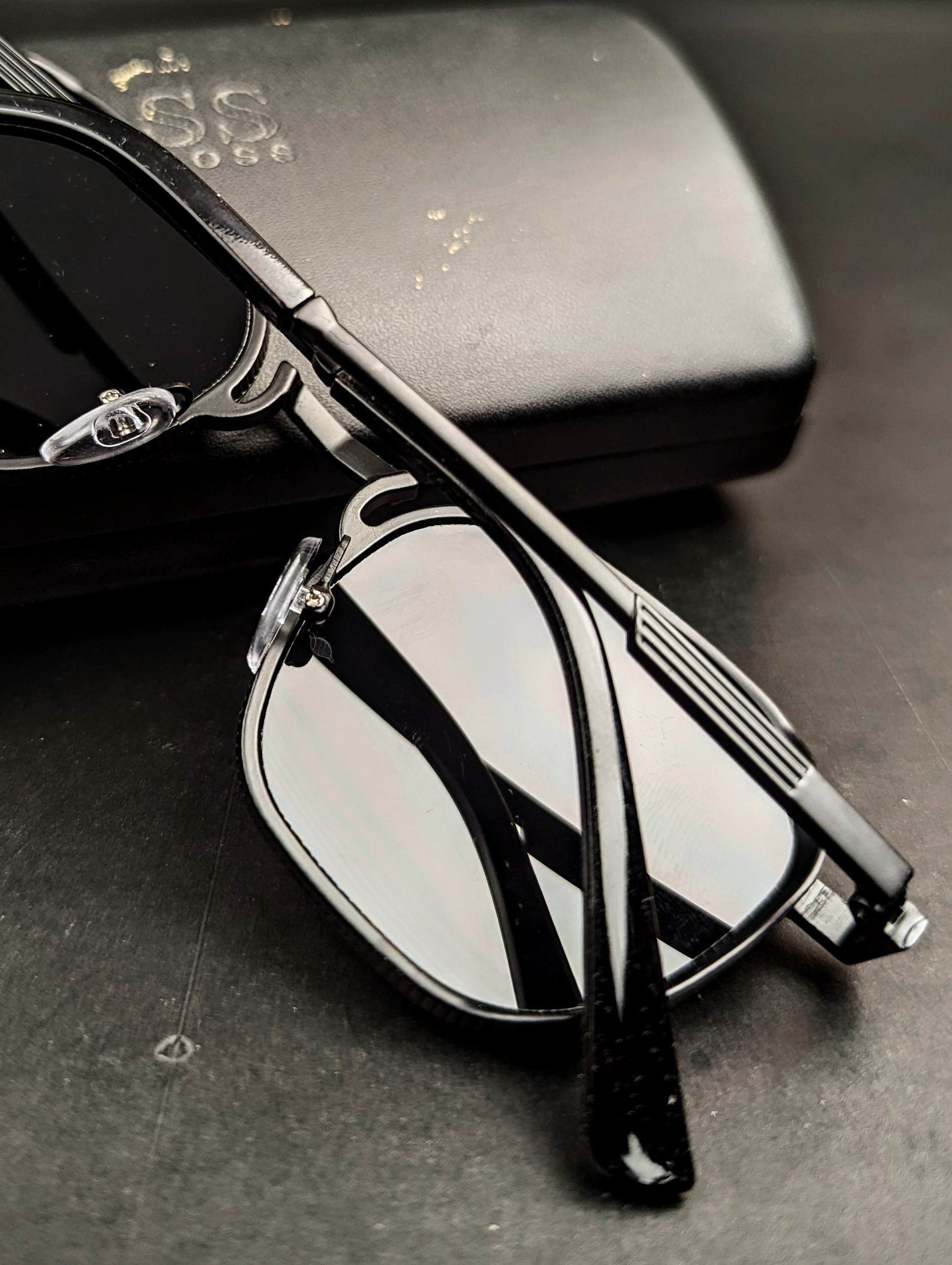 Cartier Fashionable unisex sunglasses | - Image 2