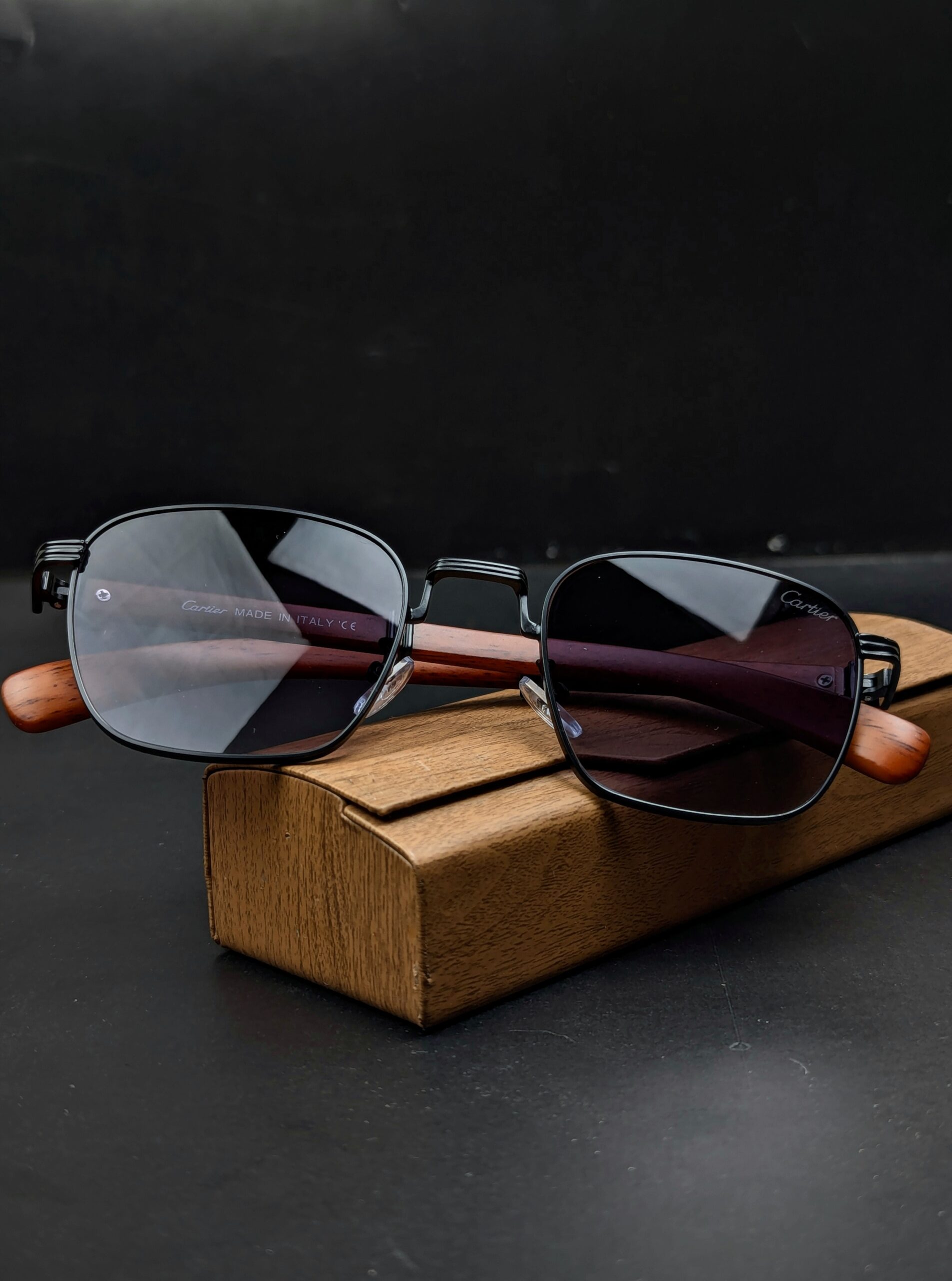Cartier Fashionable unisex sunglasses |