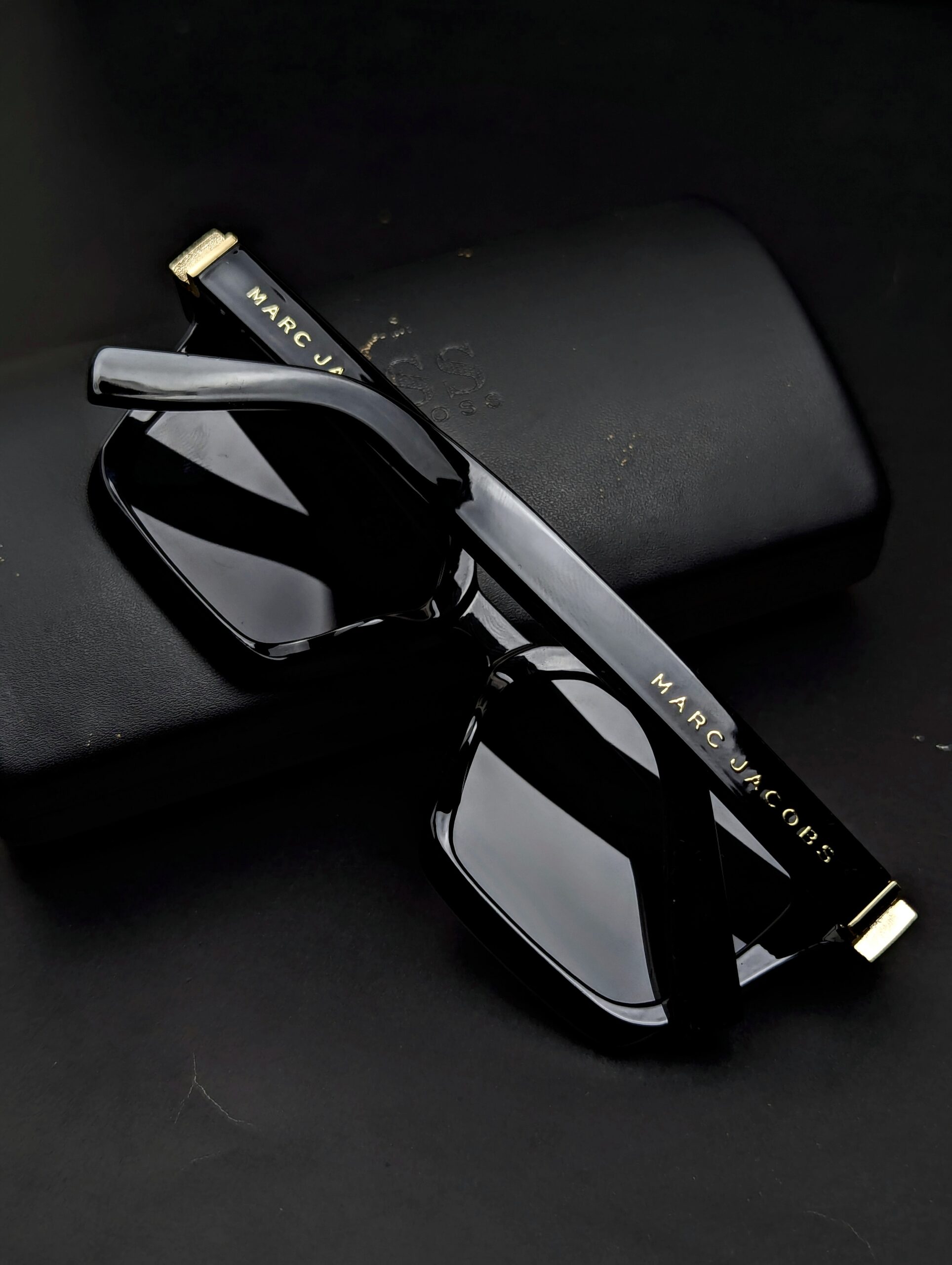 MARC JACOBS Stylish Sunglass | Premium Quality | - Image 2