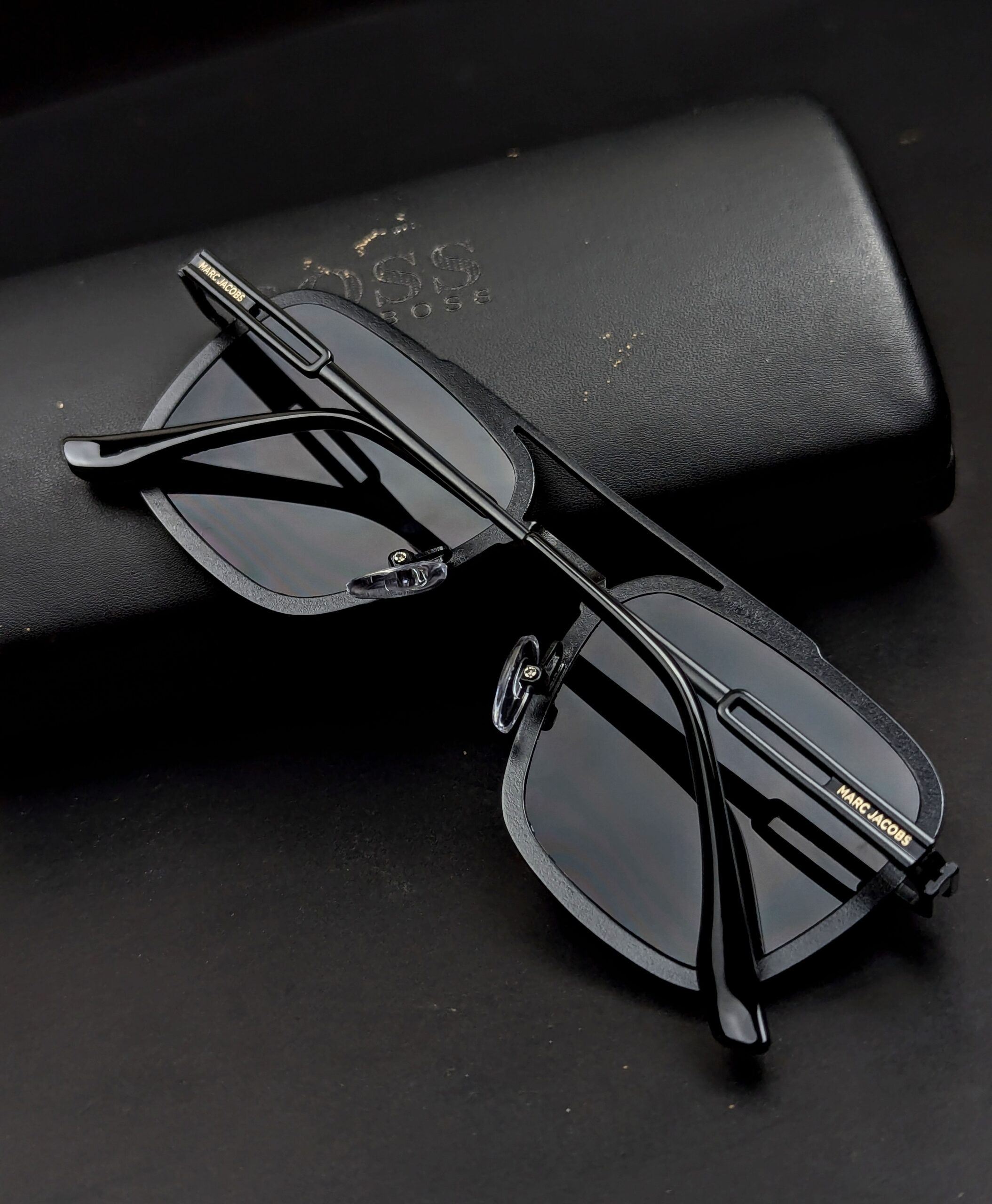 MARC JACOBS Stylish Sunglass | Premium Quality | - Image 4