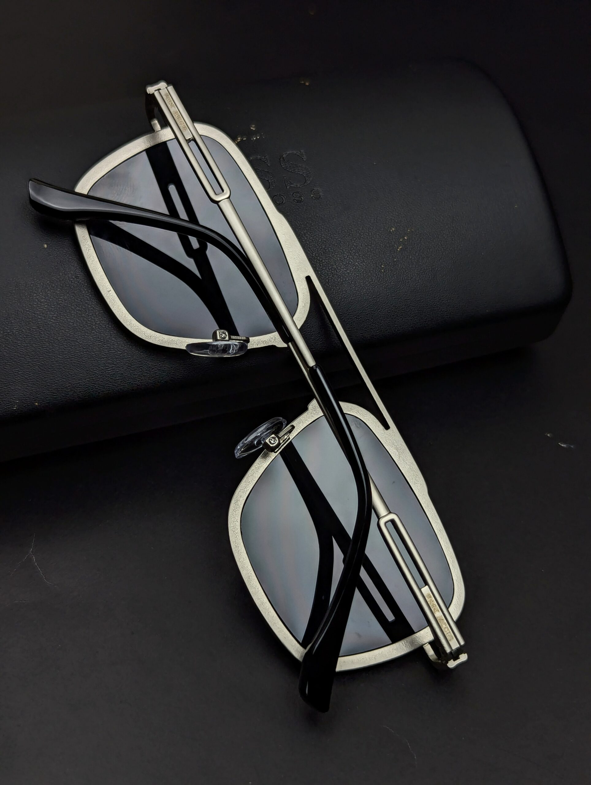 MARC JACOBS Stylish Sunglass | Premium Quality | - Image 4