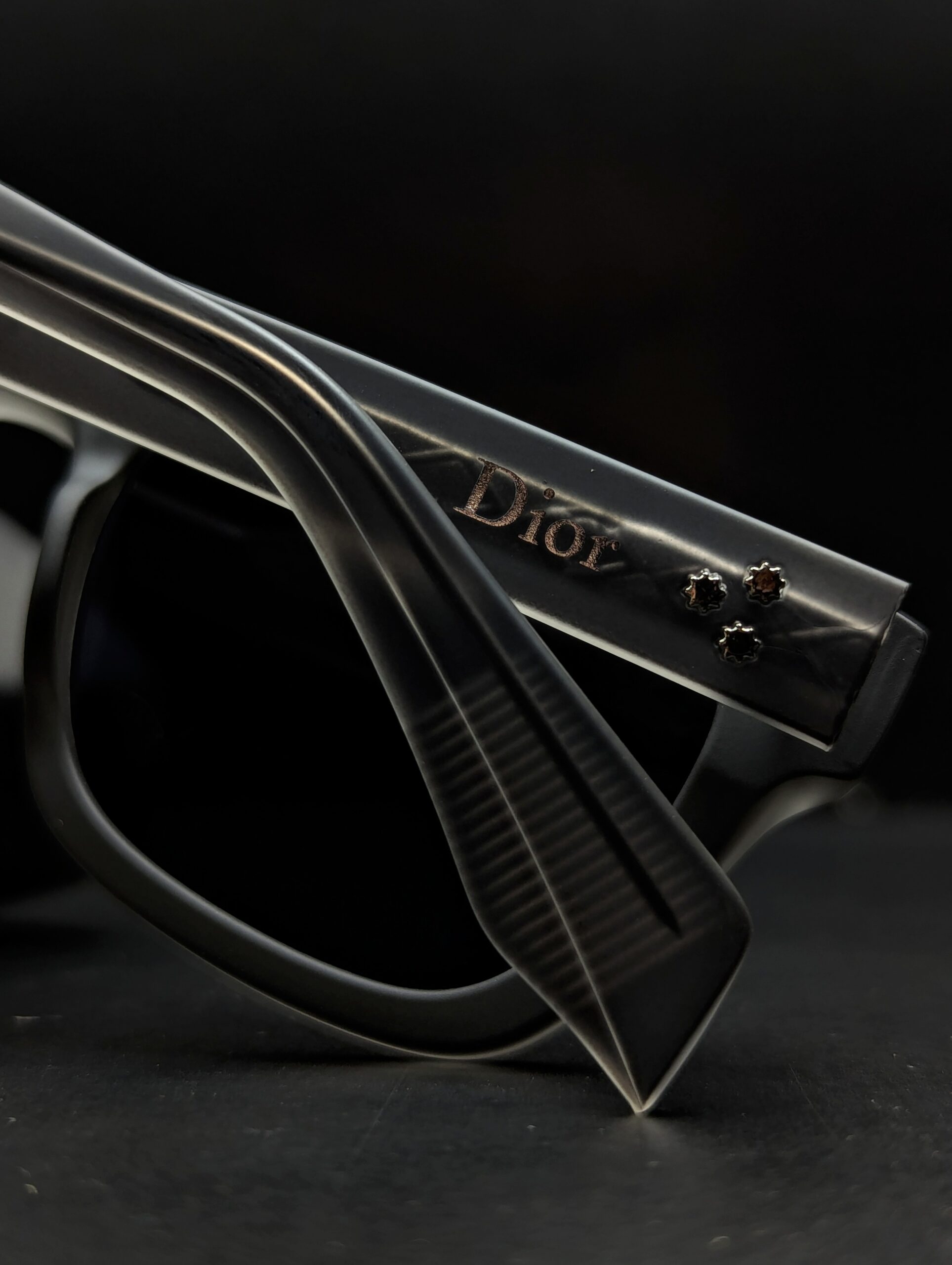 Dior Hot fashions Premium quality Sunglasses|✨☀️ - Image 2