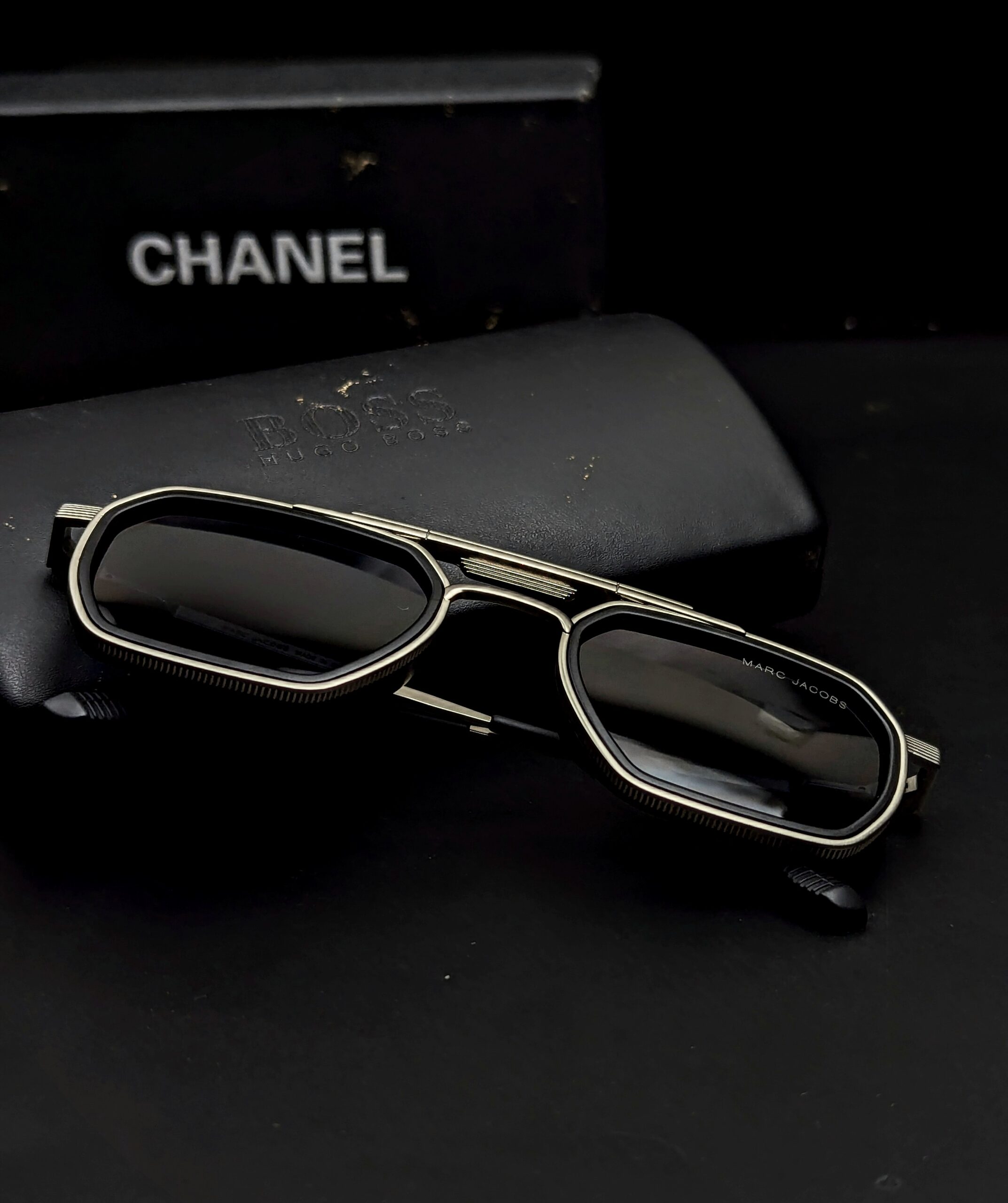 MARC–JACOBS premium quality unisex sunglasses|😎 - Image 4