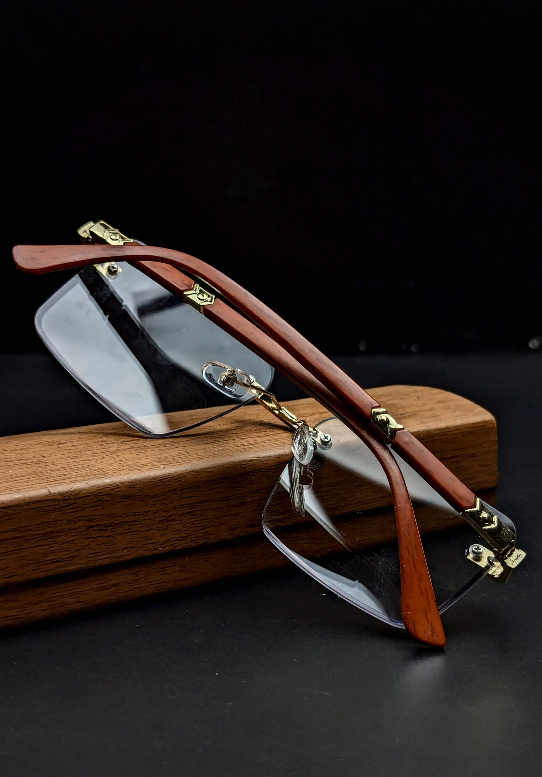 Cartier Hot fashions Premium quality Remless Eye glasses| - Image 2