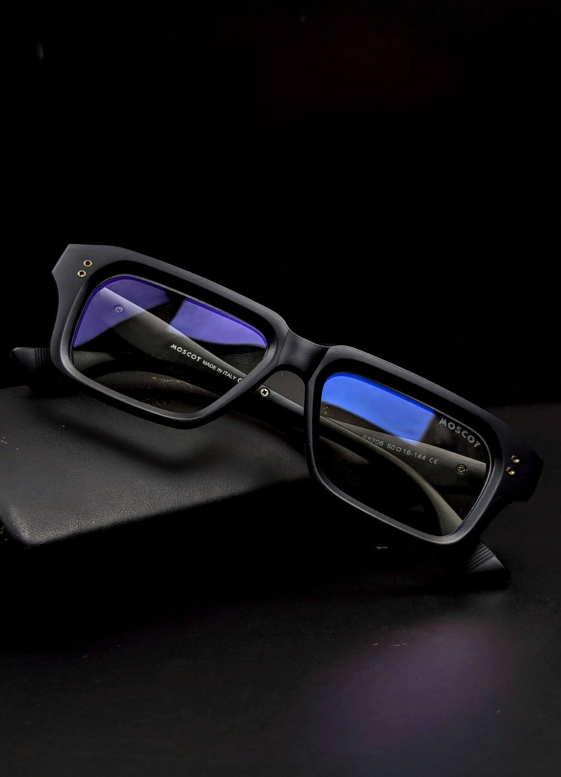 Moscot Hot fashions Premium quality Eye glasses|