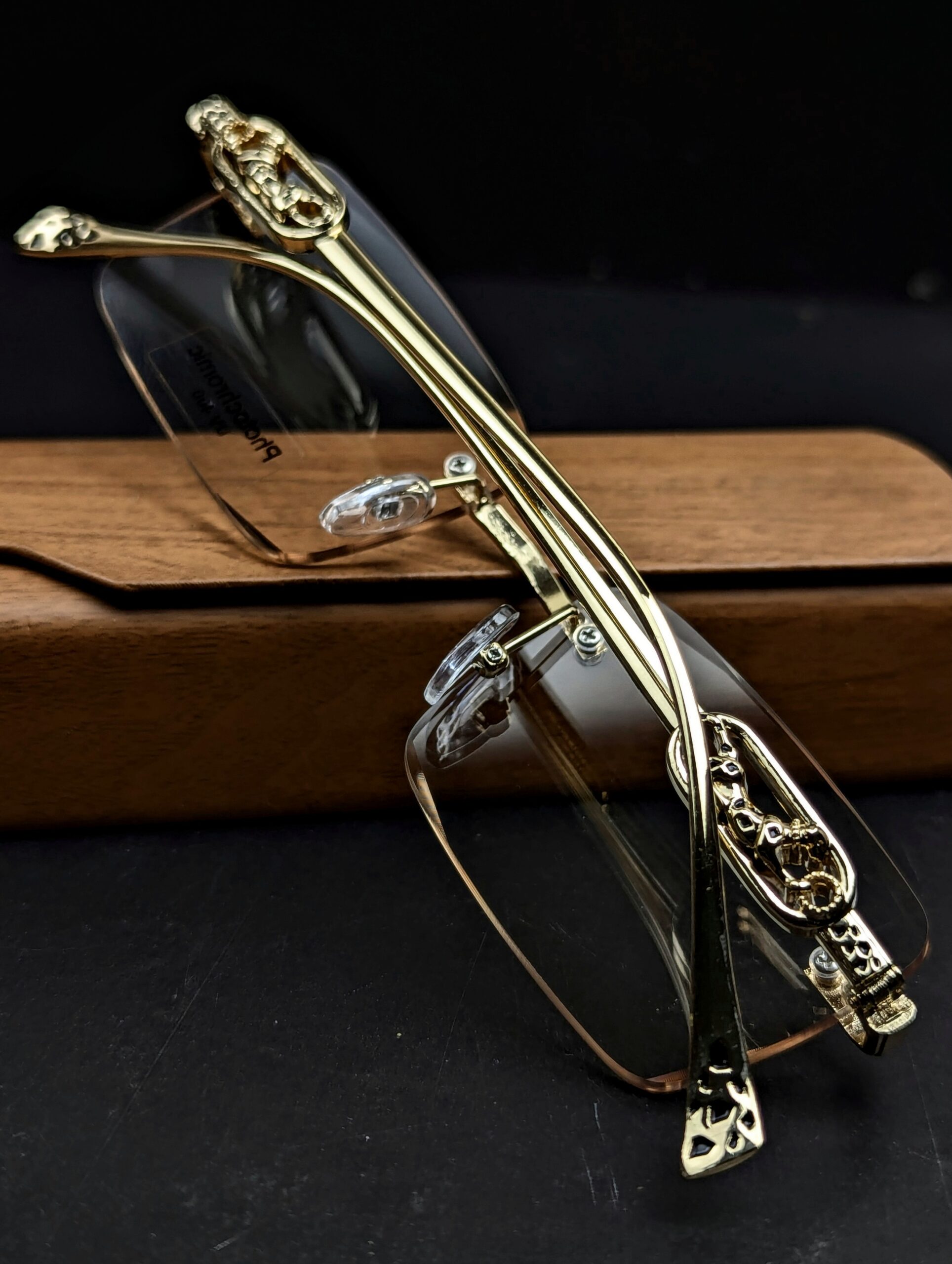 ~C A R T I E R~styles premium quality photocromic glasses| - Image 4