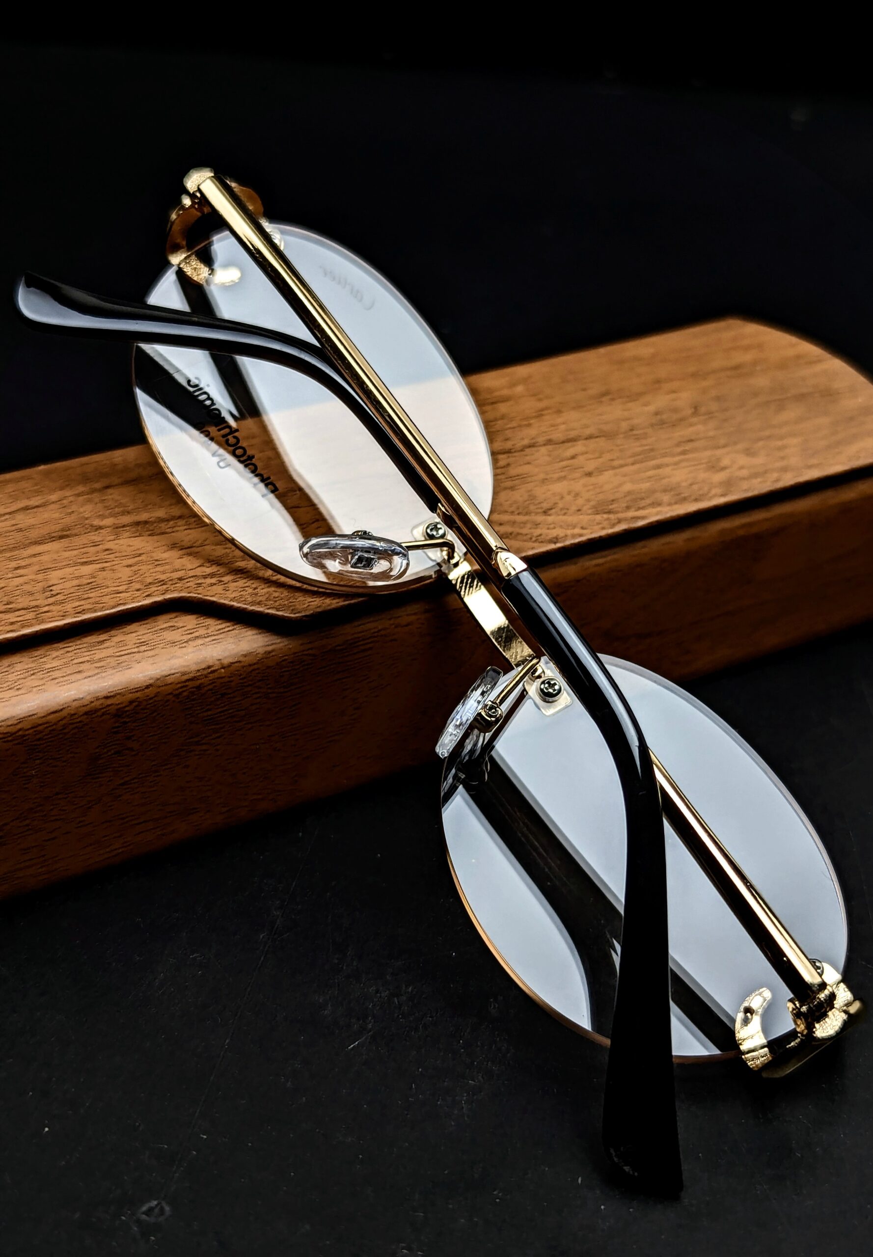 C A R T I E R~styles premium quality photocromic glasses| - Image 3
