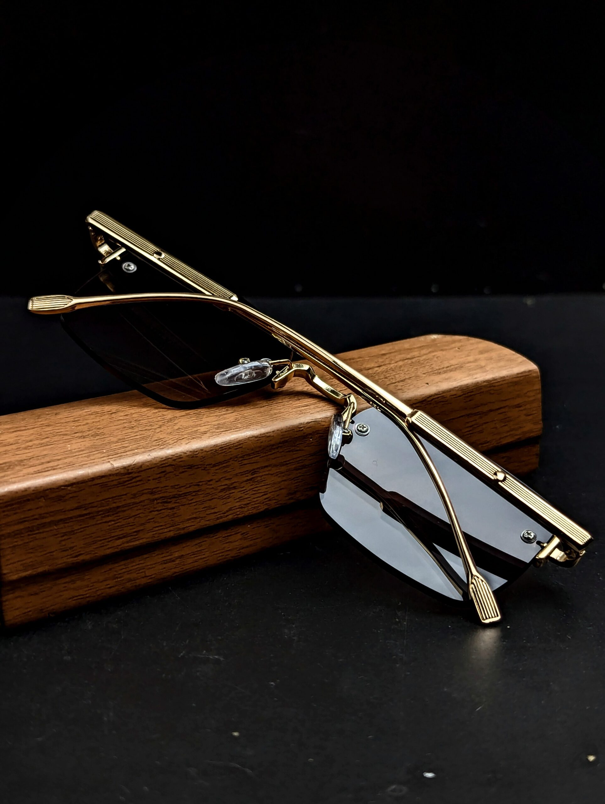 ~C A R T I E R~styles premium quality photocromic glasses| - Image 3