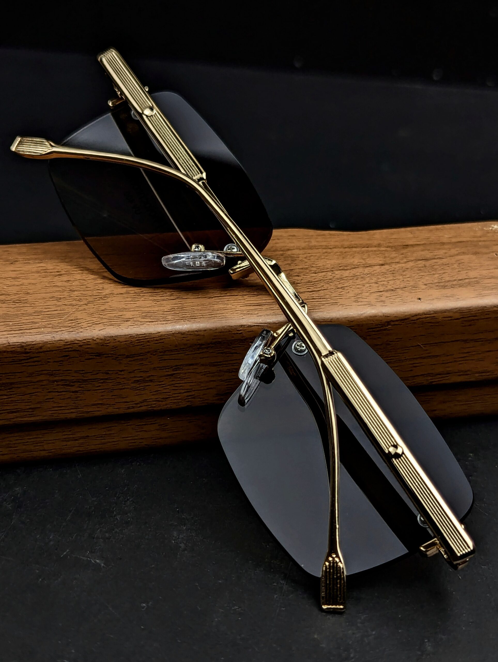 ~C A R T I E R~styles premium quality photocromic glasses| - Image 4