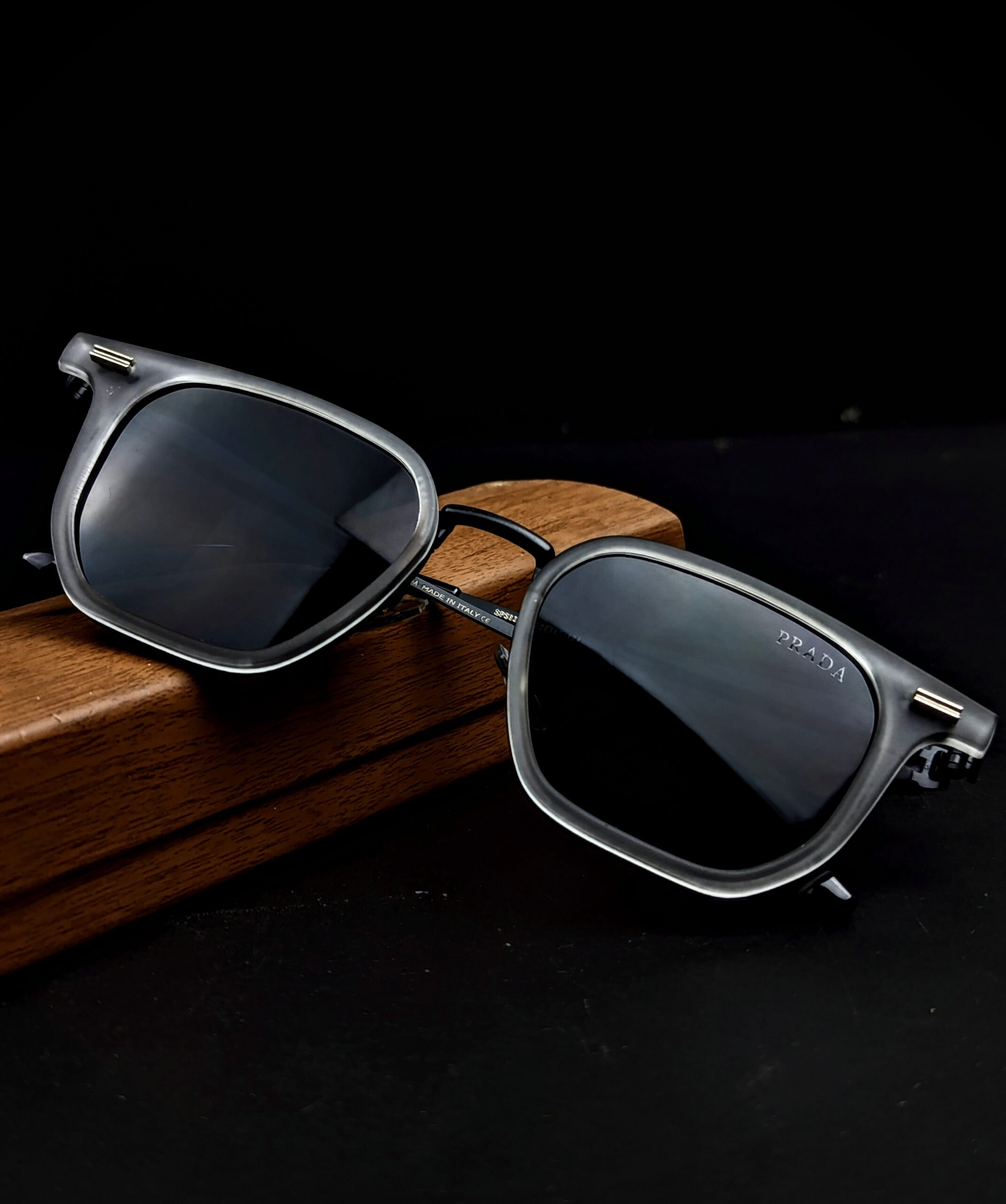P R A D A Quality Luxury unisex Sunglasses|