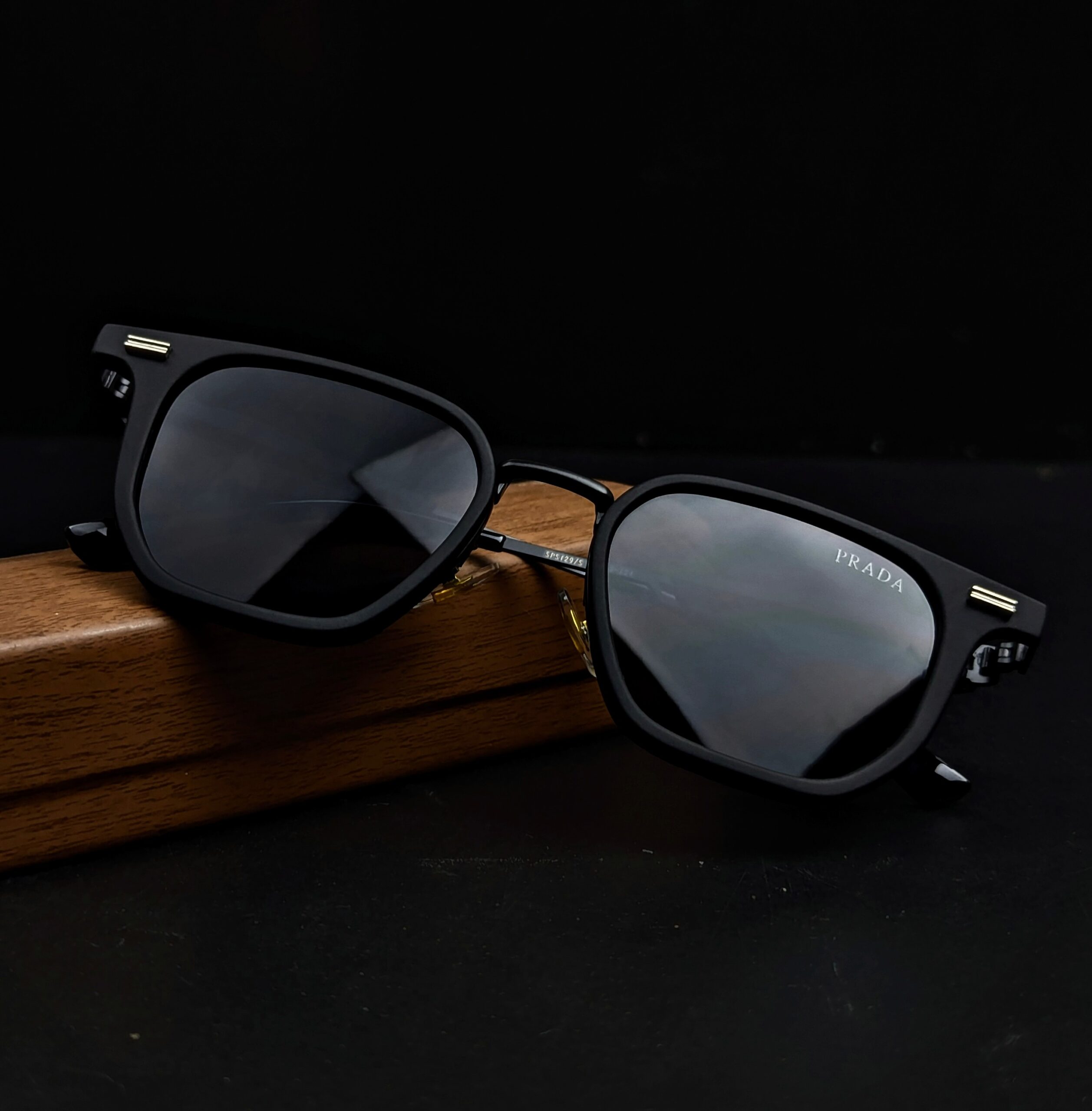 P R A D A Quality Luxury unisex Sunglasses|