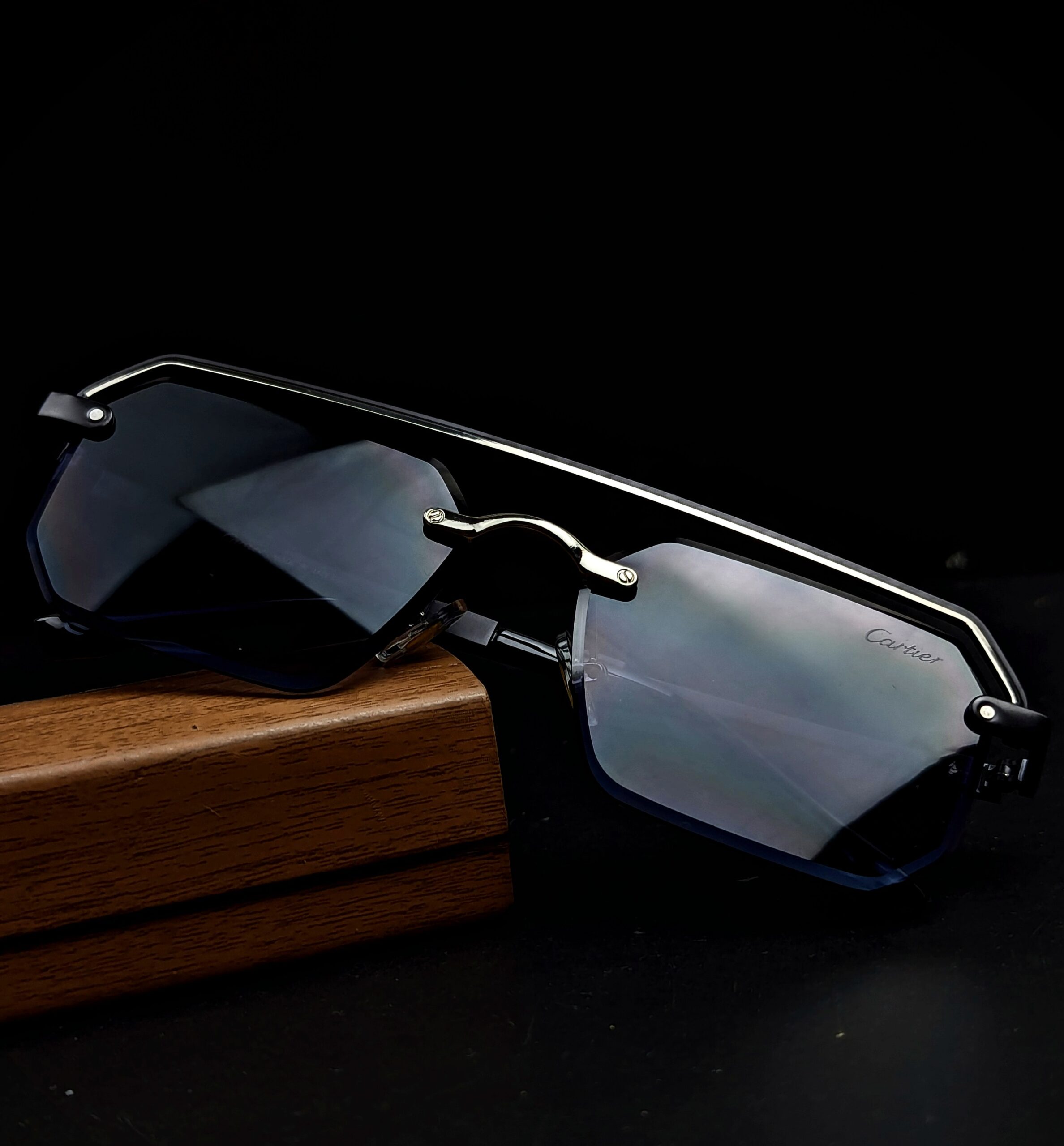 C A R T I E R~ Hot fashions quality sunglasses|