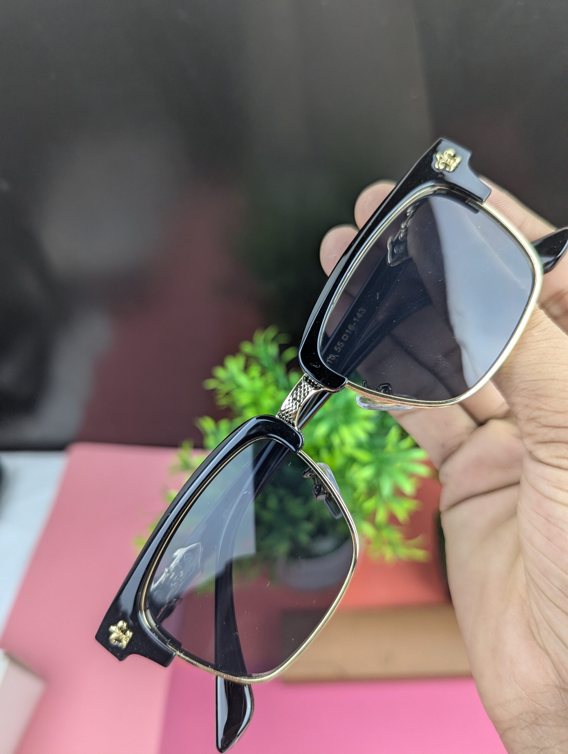 Premium Metal Accent Square Sunglasses for Men & Women – Black & Gold - Image 3