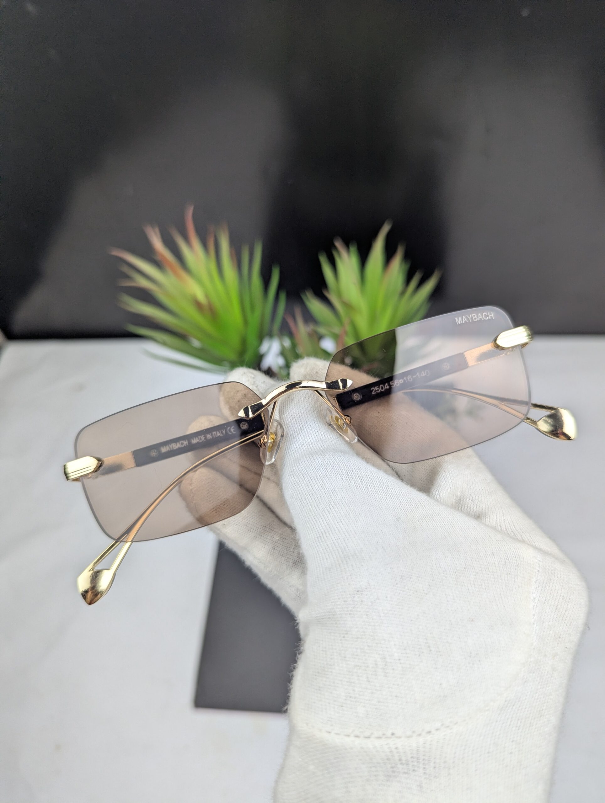 Maybach Premium Rimless Gradient Rectangle Sunglasses - Image 4