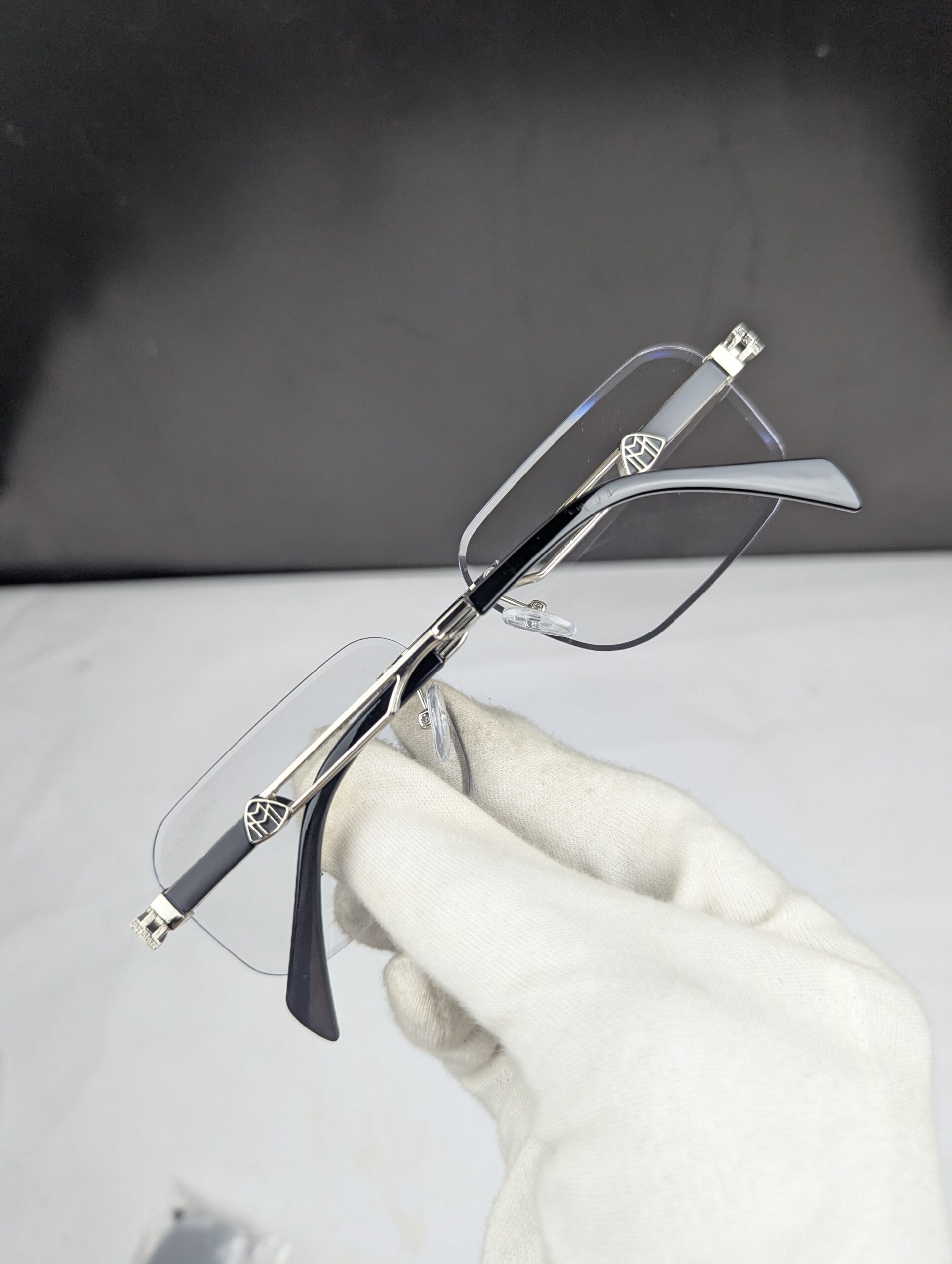 Premium Maybach Luxury Rimless Photochromic Sunglasses – Silver & Black - Image 5