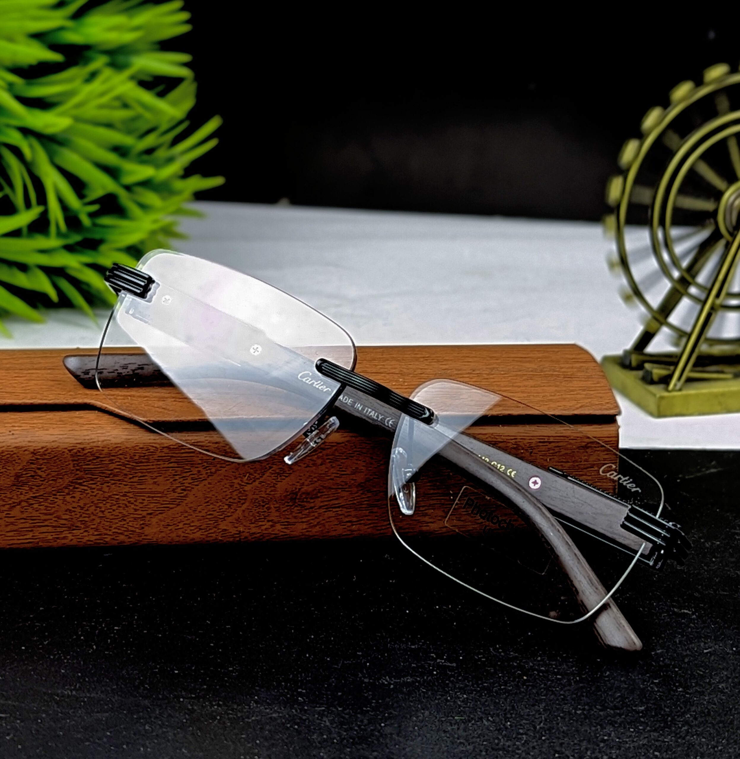 Cartier Rimless Rectangular Eyeglasses – Matte Black Metal & Wooden Texture Temple