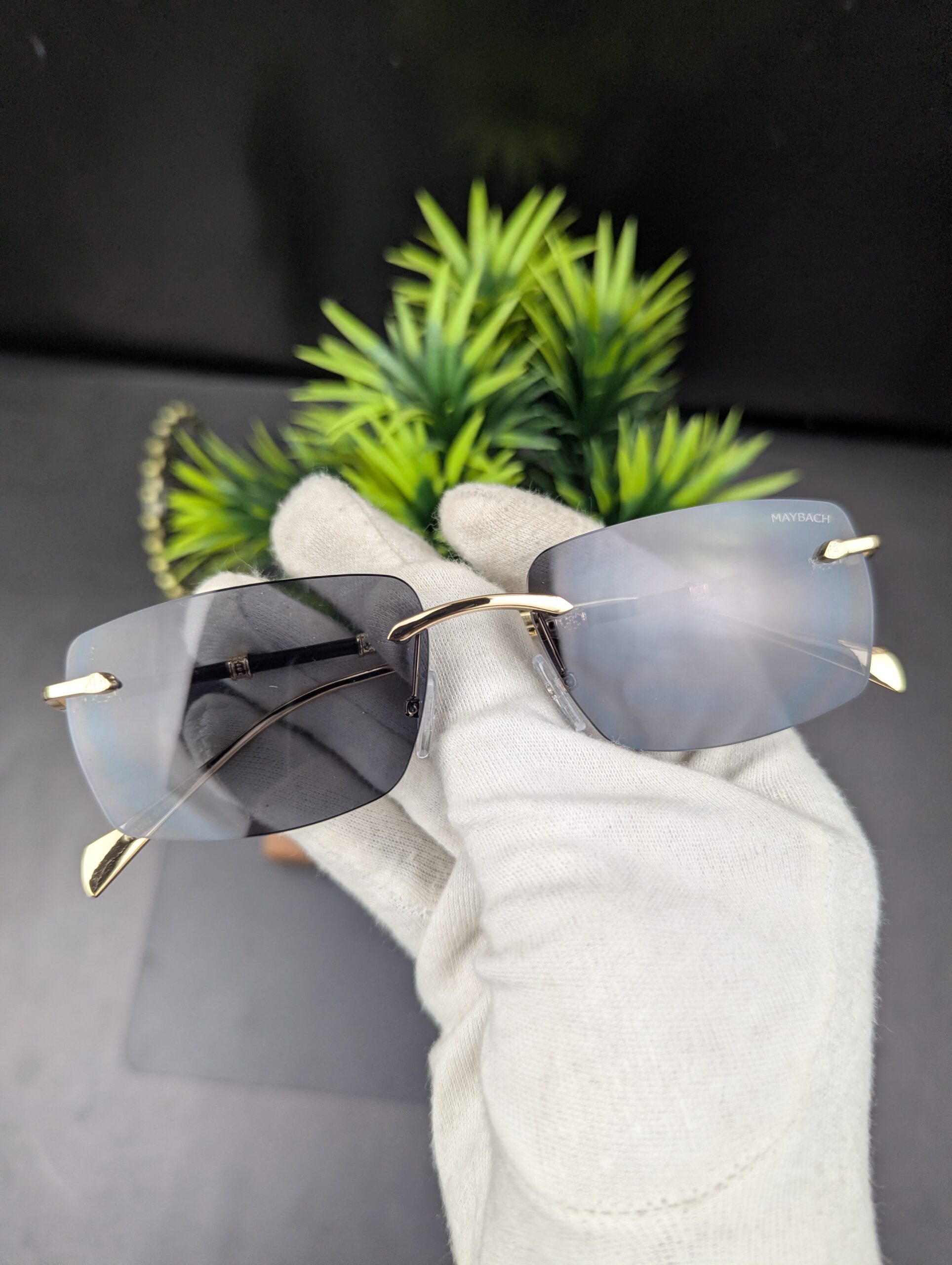 Luxury Rimless Rectangular Sunglasses – Gold & Grey Tint