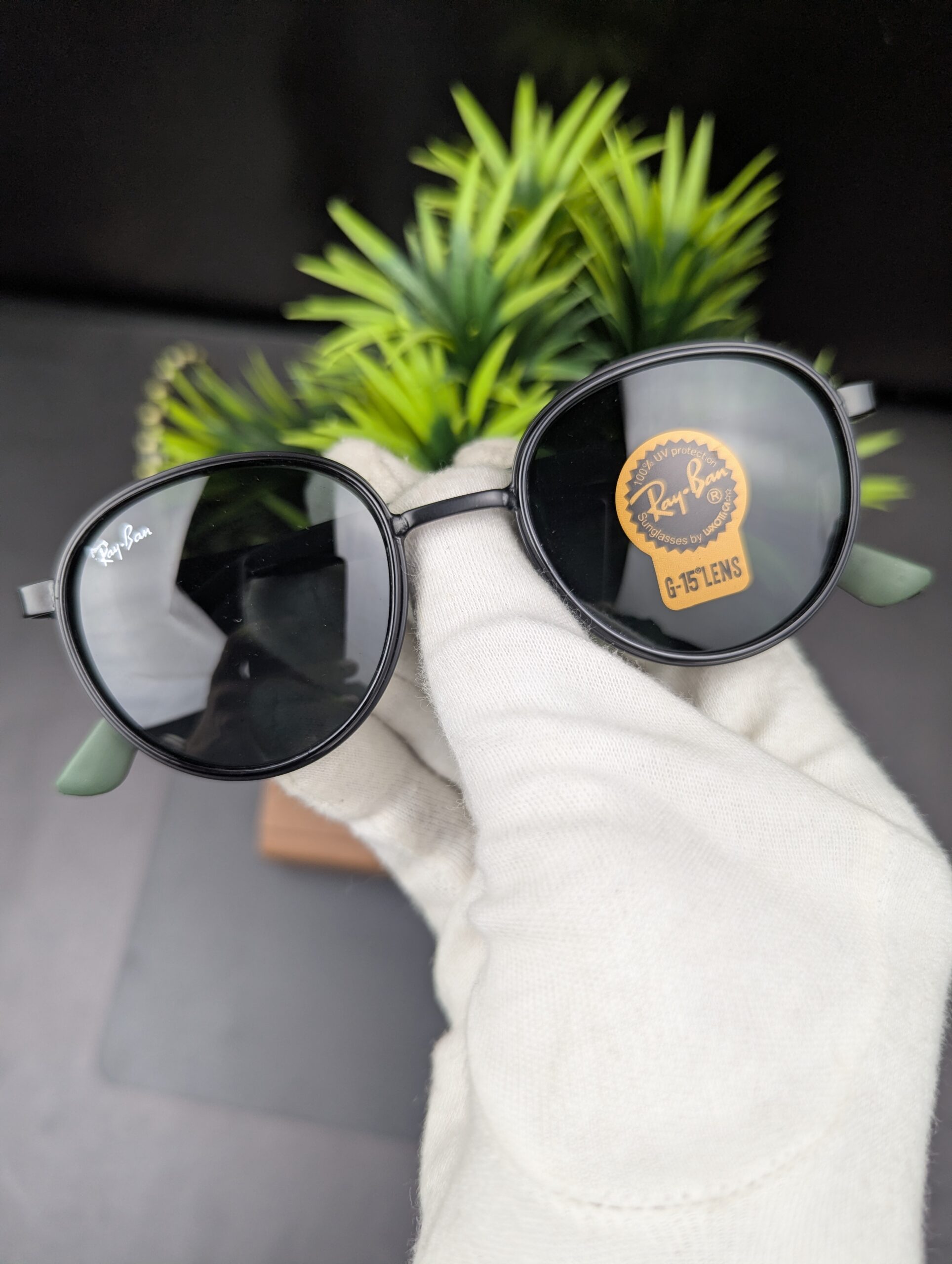 Classic Matte Black Round Sunglasses – Green Temple Tips & Dark G-15 Lenses