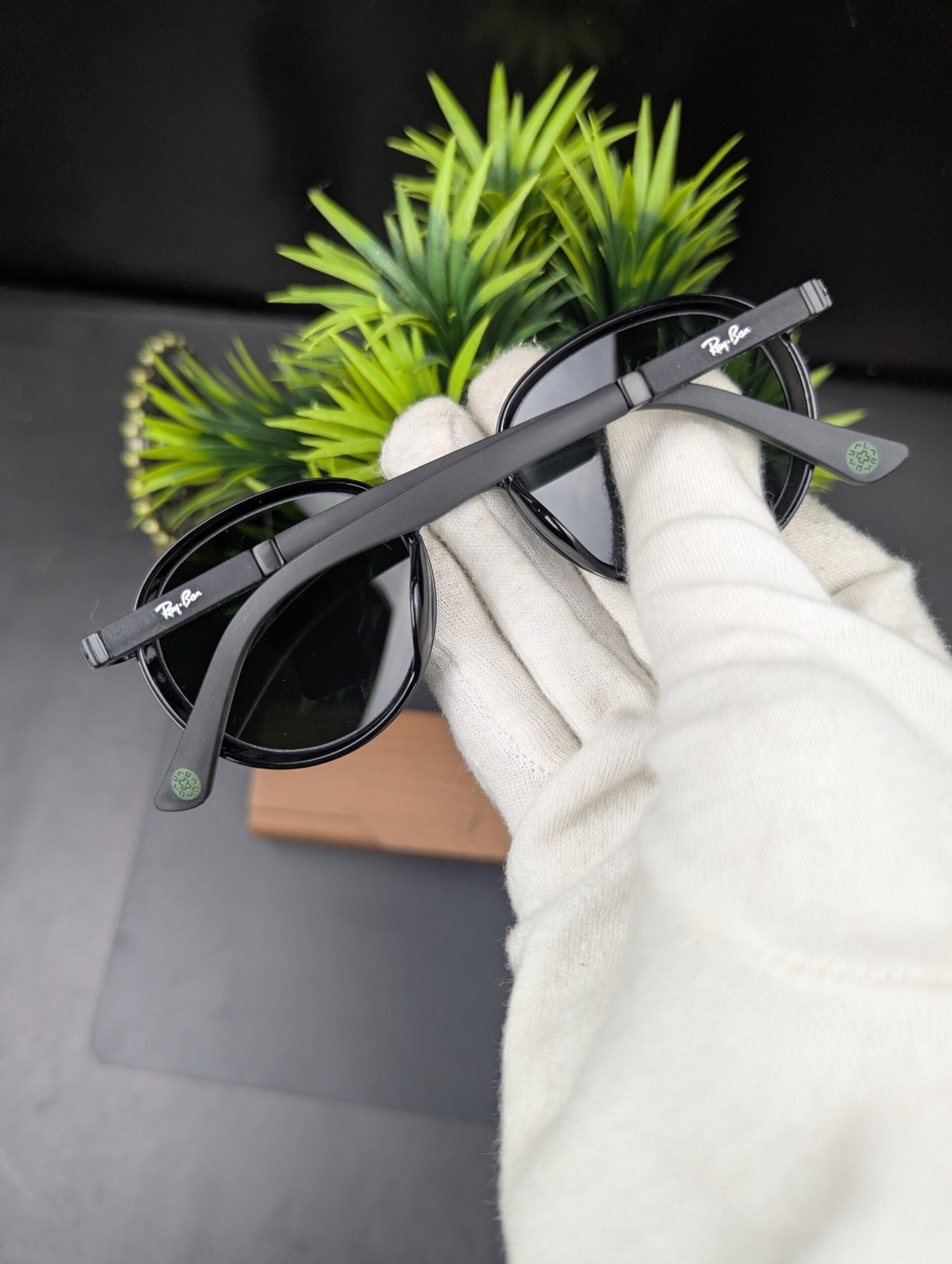 Classic Matte Black Round Sunglasses – Green Temple Tips & Dark G-15 Lenses - Image 2