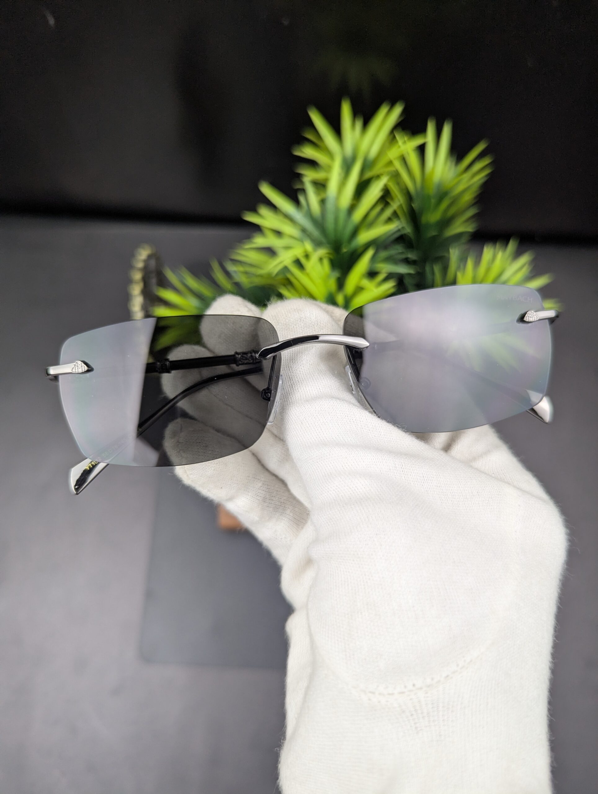 Men's Luxury Rimless Square Sunglasses – Gunmetal Frame with Dark Gradient Lenses - Image 5