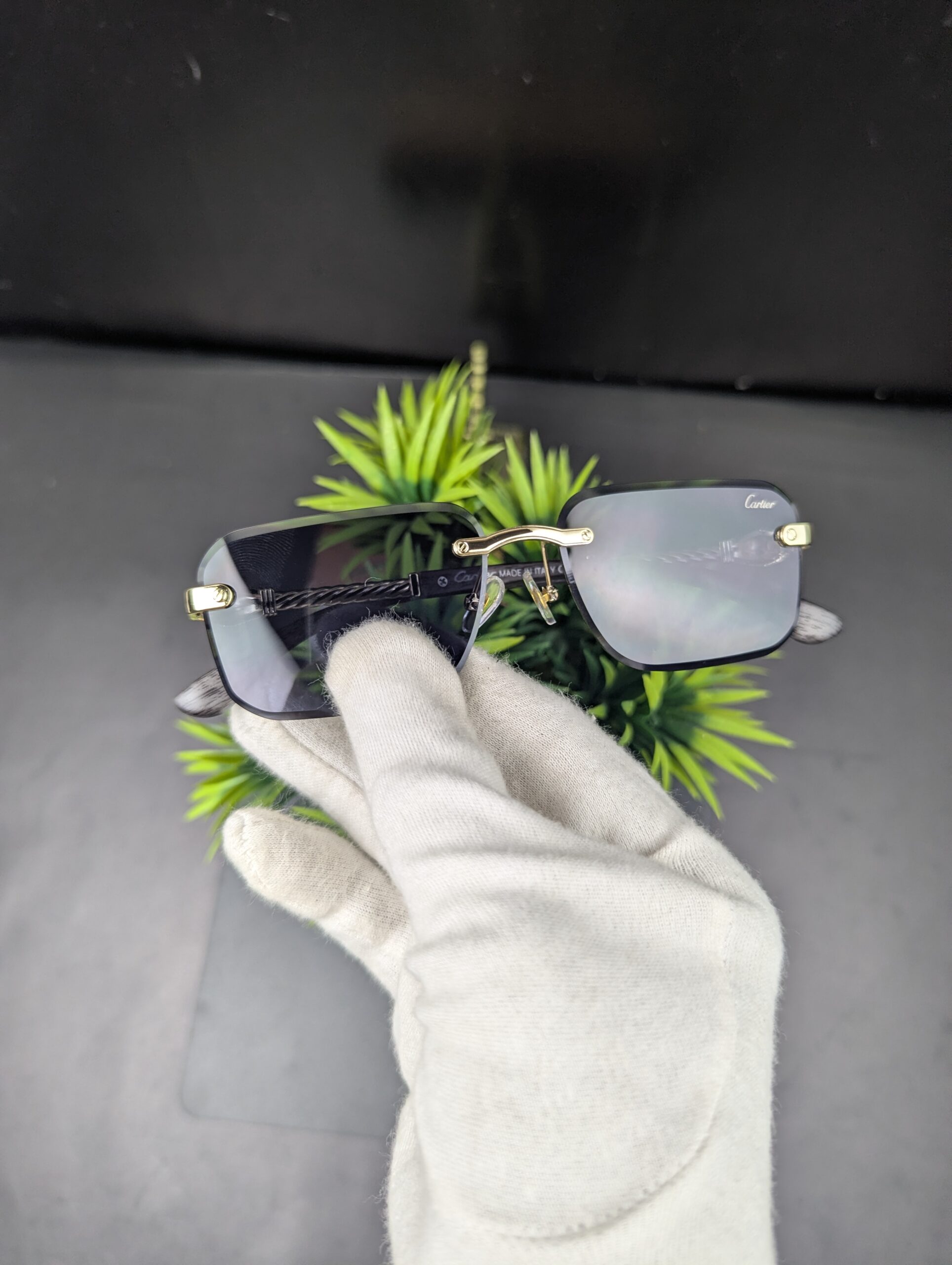 Cartier Style Rimless Square Sunglasses – Gold Accents with Black Gradient Lenses - Image 4