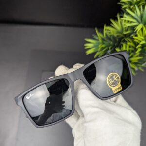 Ray-Ban Square Matte Black Sunglasses with G-15 Lens